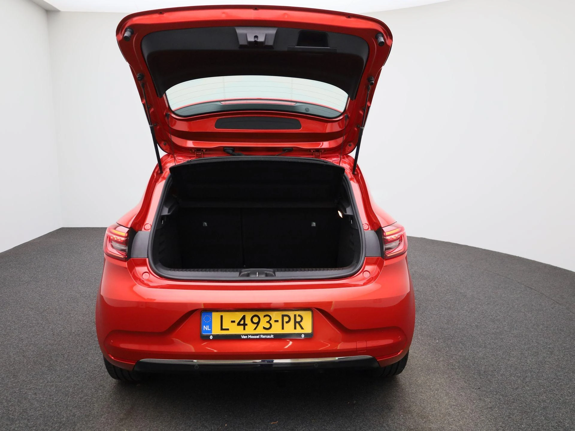 Renault-Clio-image-10