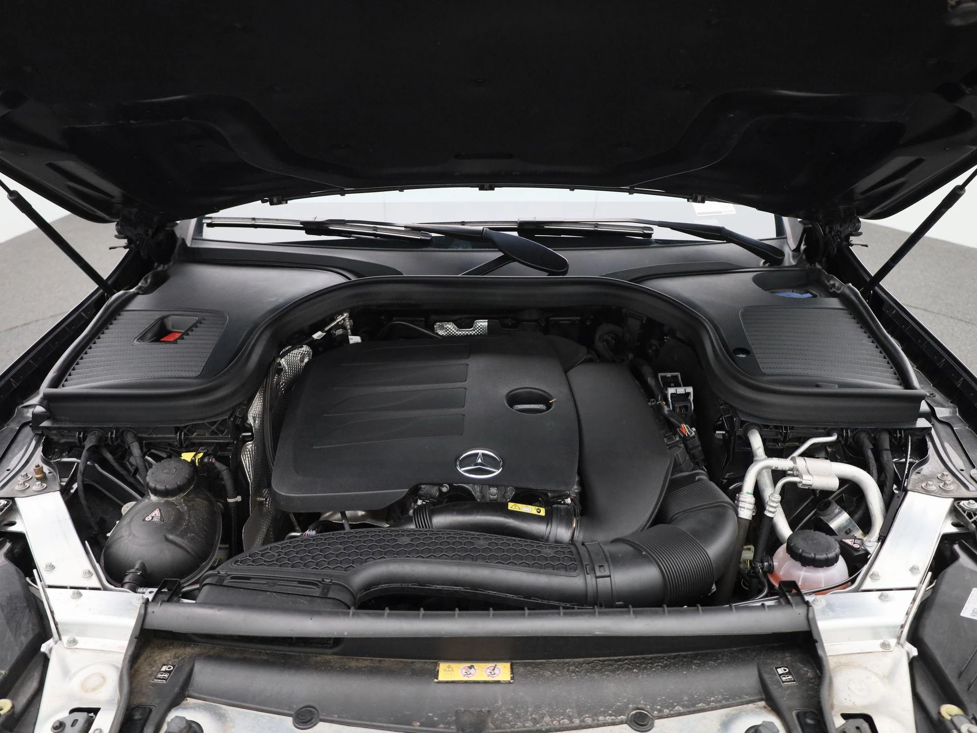 Mercedes-Benz GLC 300 4MATIC Premium Plus