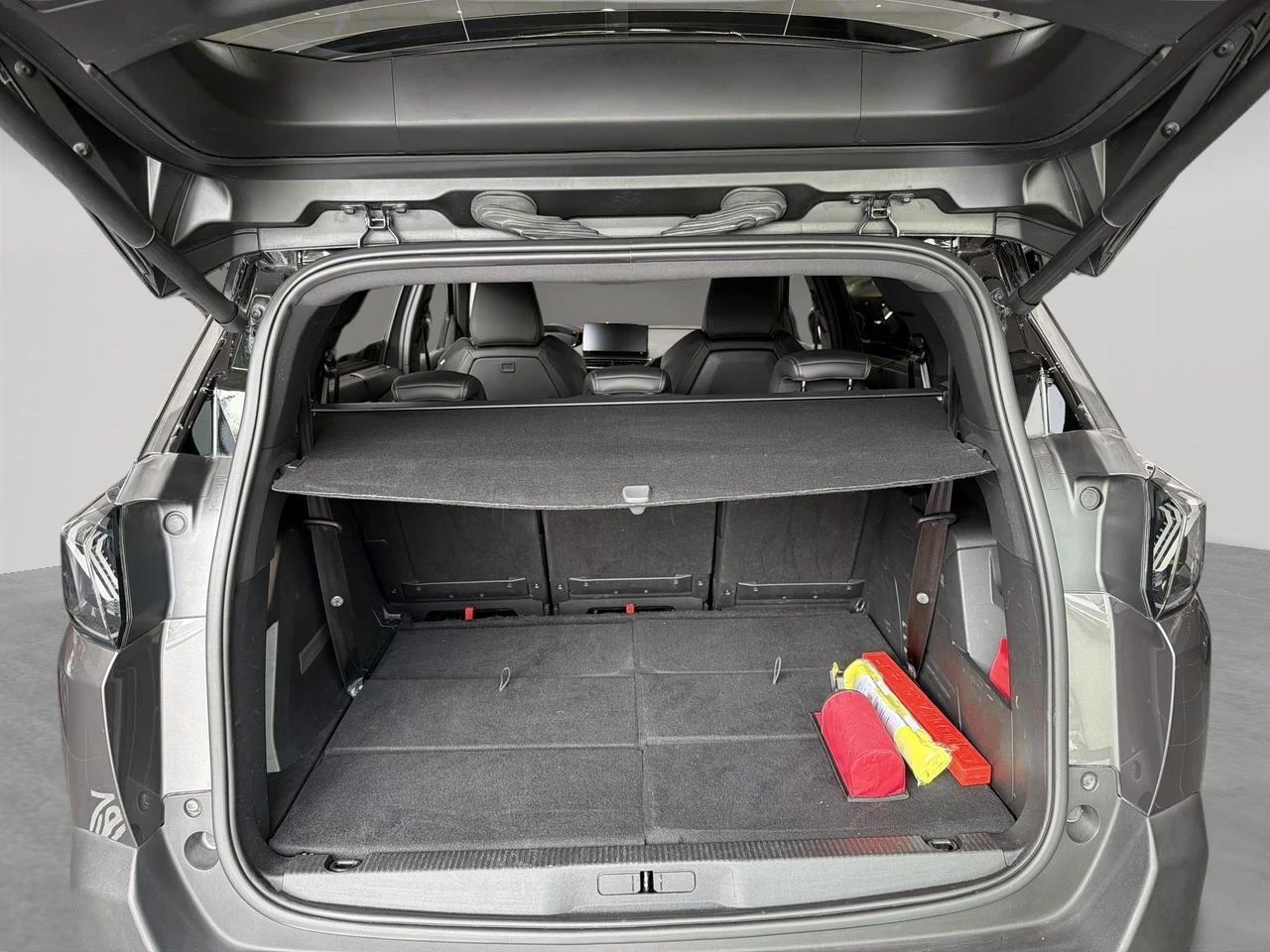 Peugeot-5008-image-6