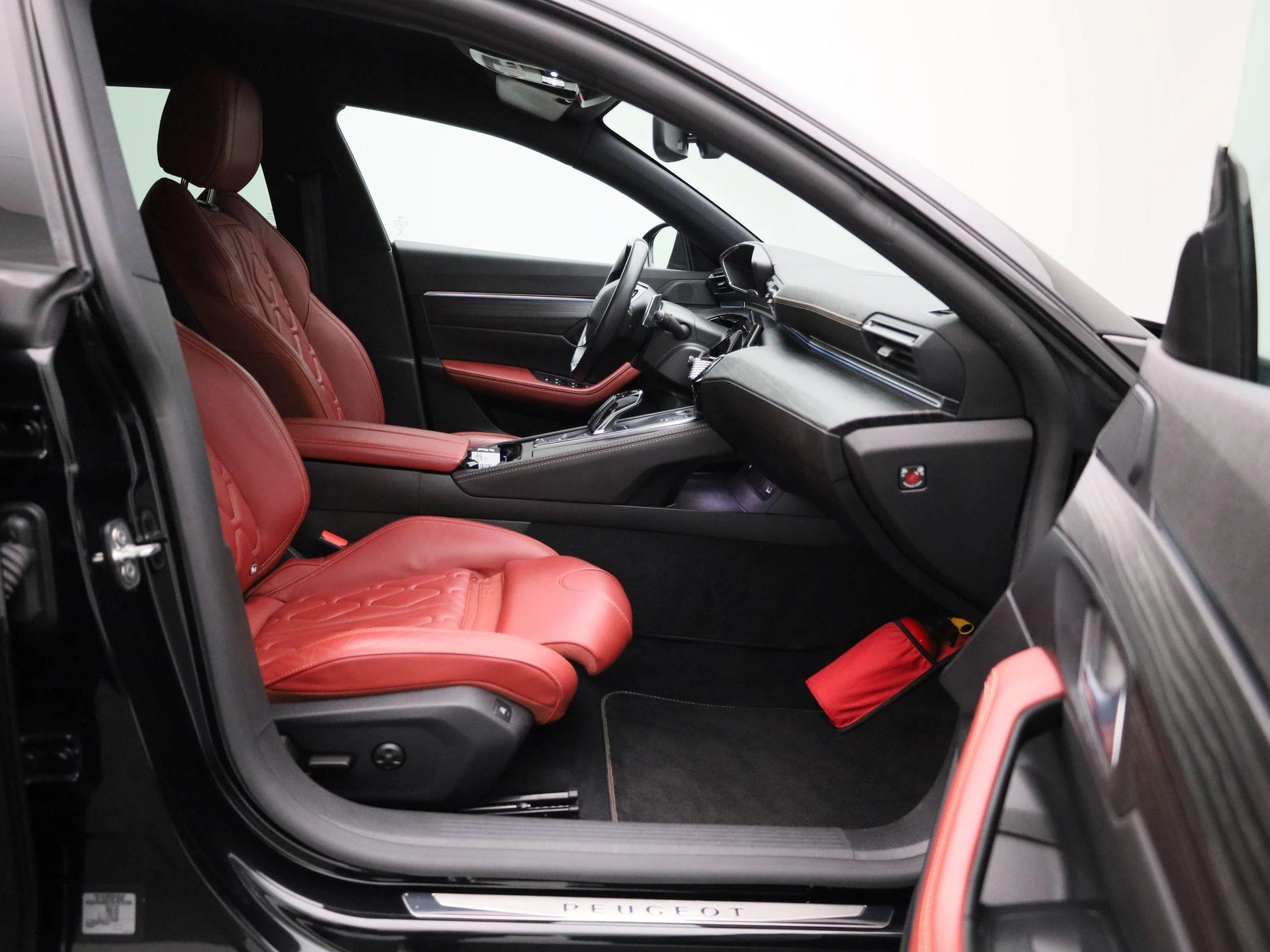 Peugeot-508-image-38