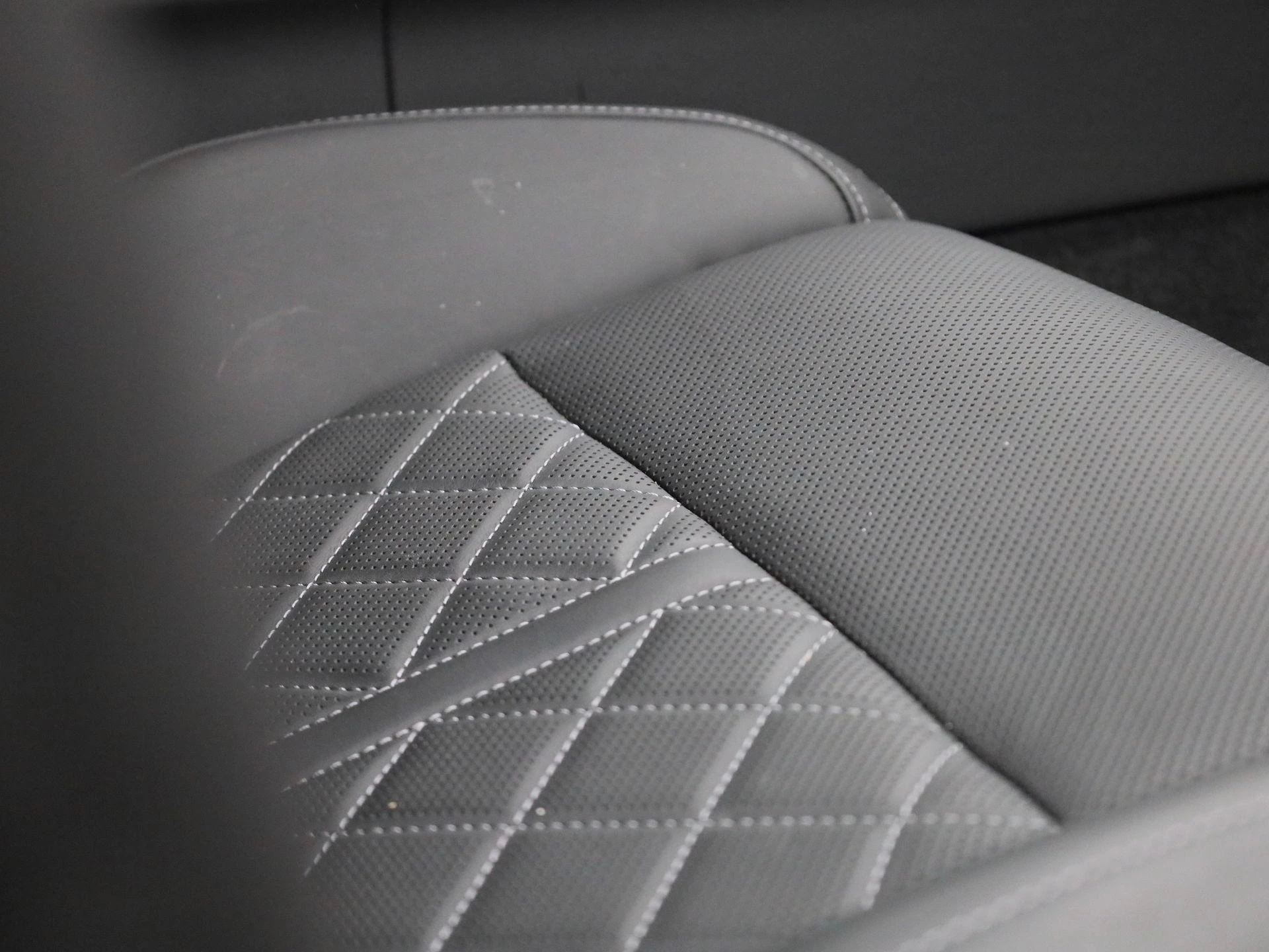 Audi-A8-image-51