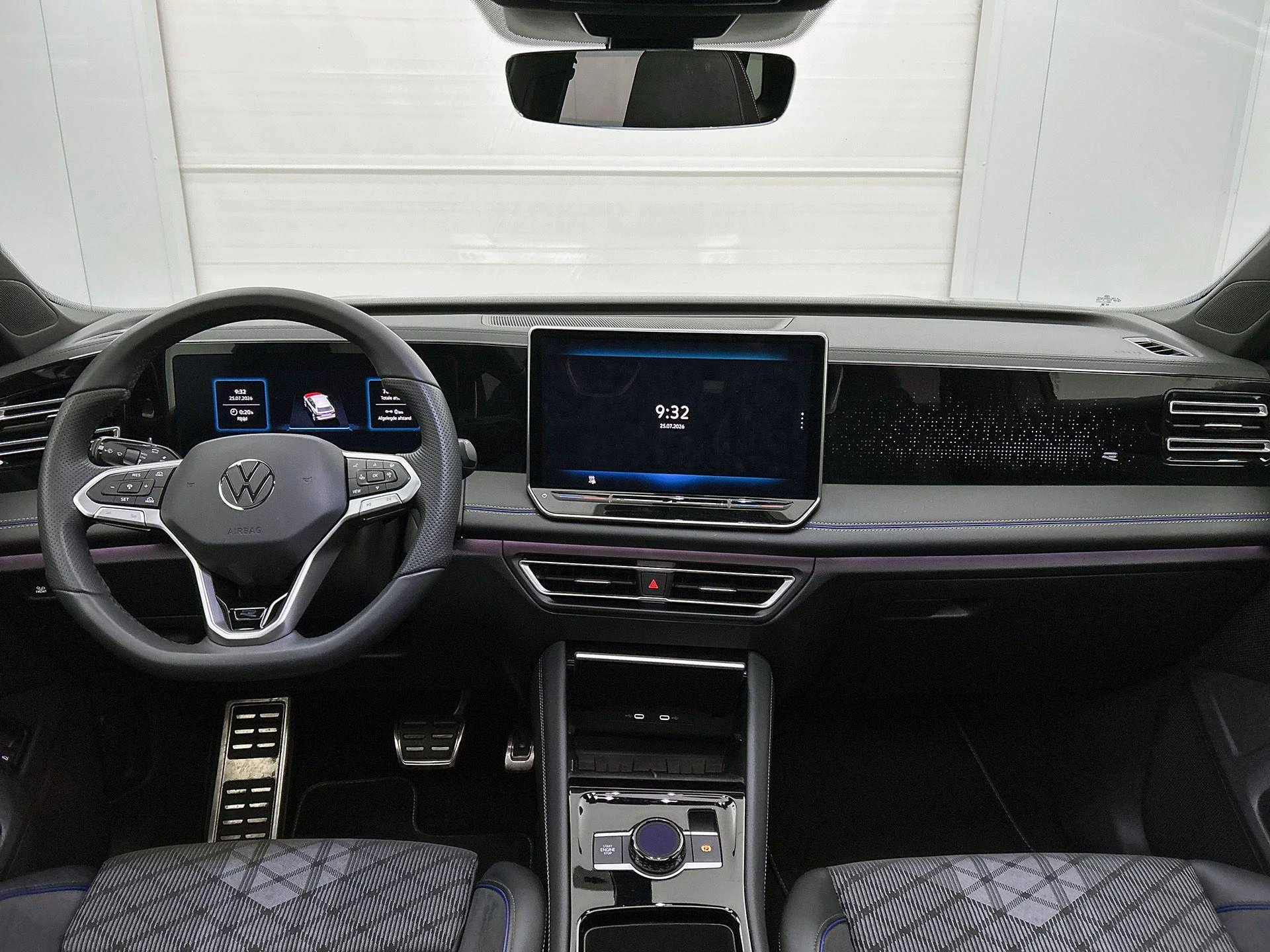 Volkswagen Tiguan 1.5 eHybrid R-Line Business | 204 PK |
