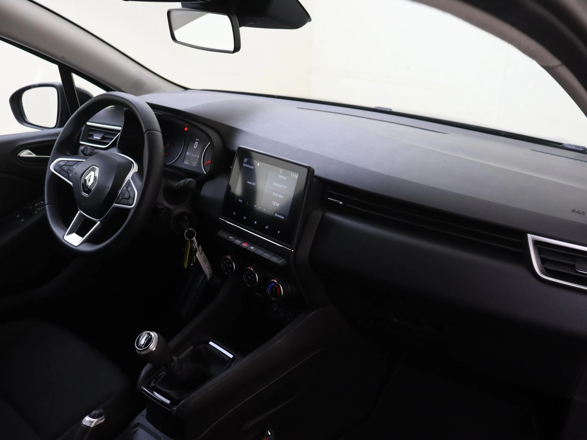 Renault-Clio-image-4