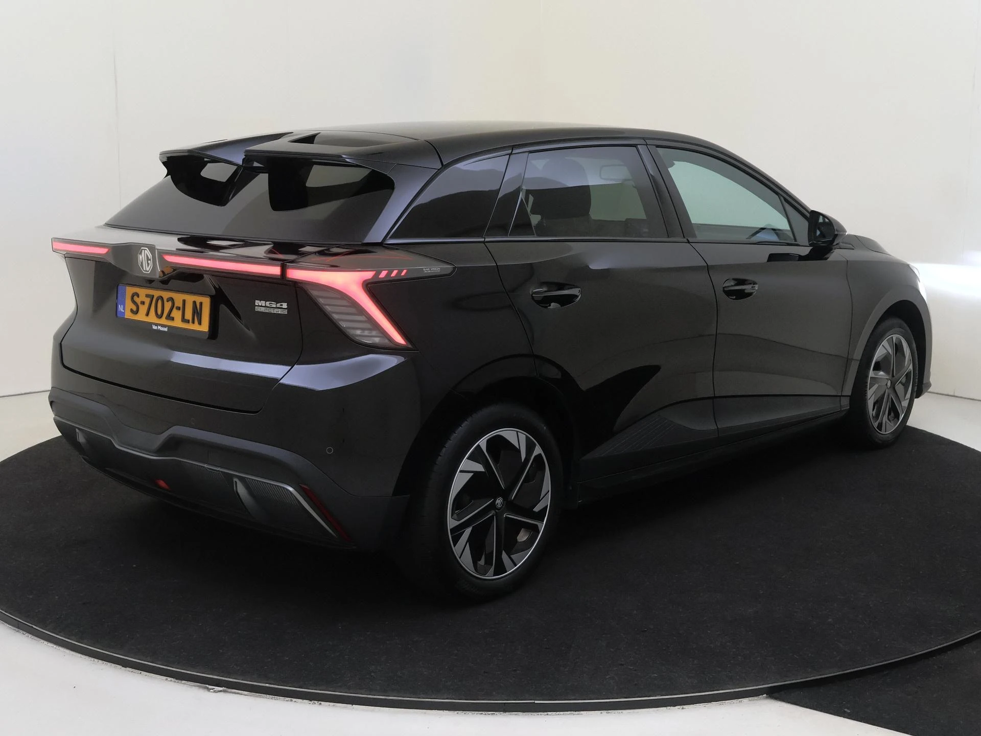 MG MG4 EV Electric Luxury 64 kWh