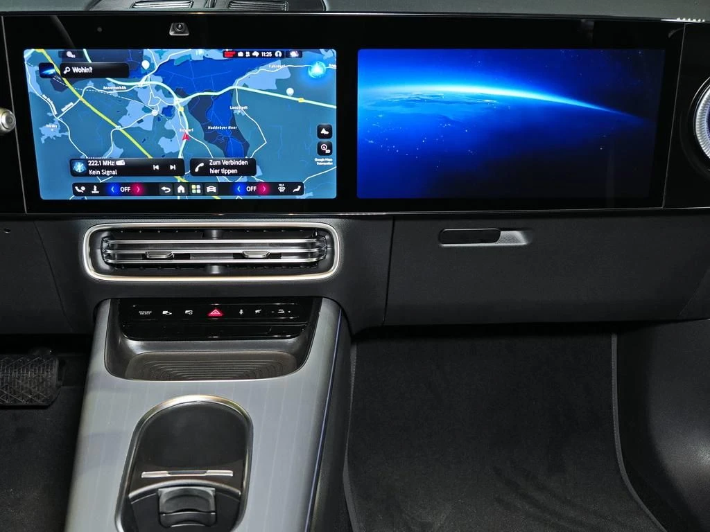 Mercedes-Benz-GLB 200-image-12