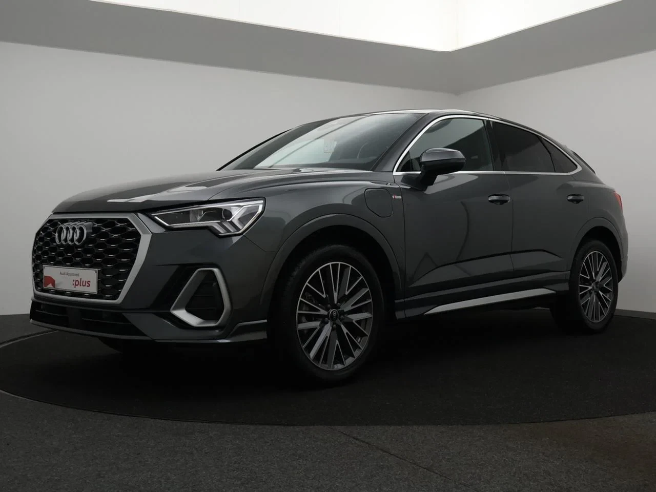 Audi-Q3-image-0