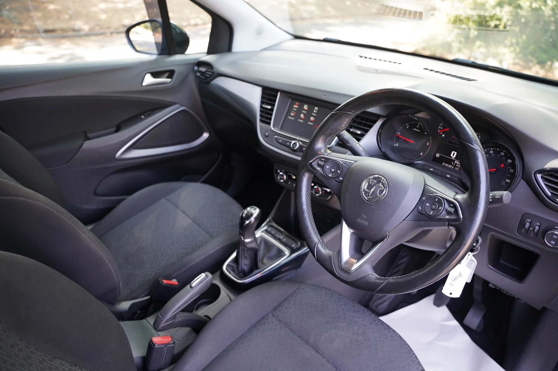 Vauxhall-CROSSLAND X-image-5