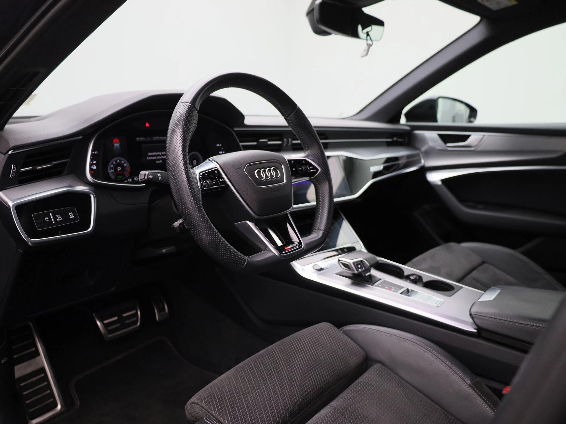 Audi-A6-image-39