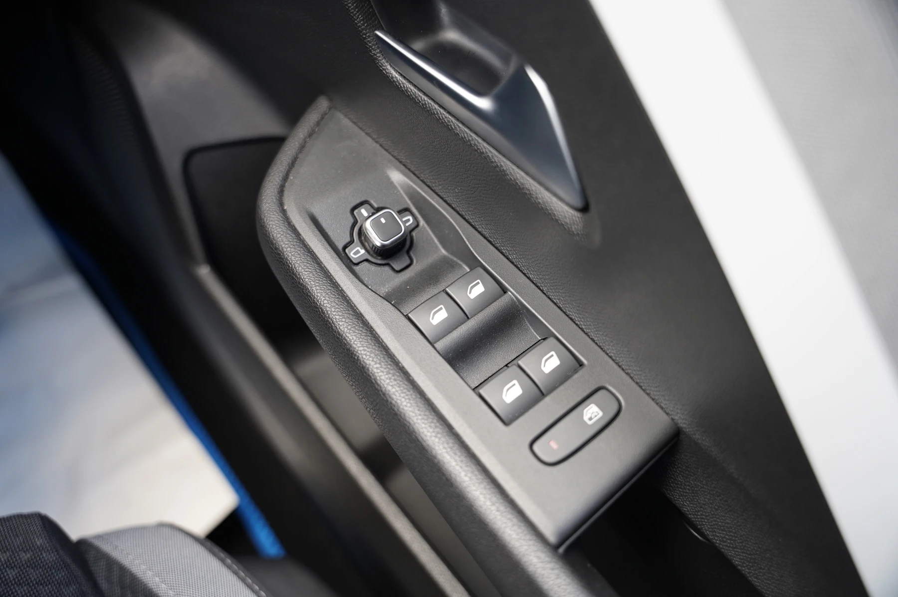Vauxhall-Astra-image-18