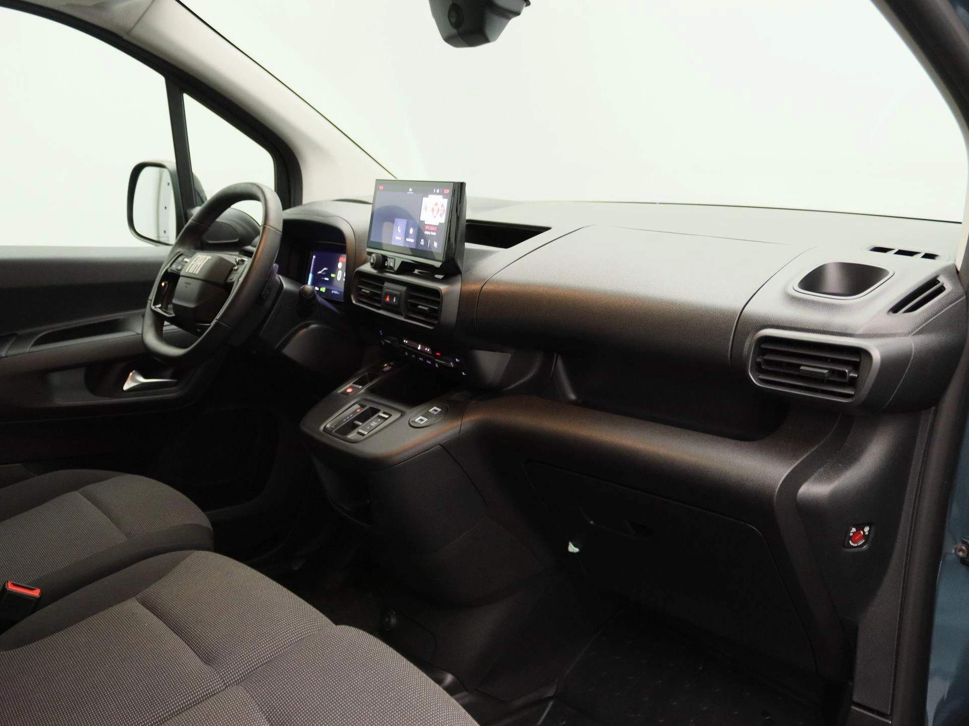 Fiat-E-Doblò-image-18