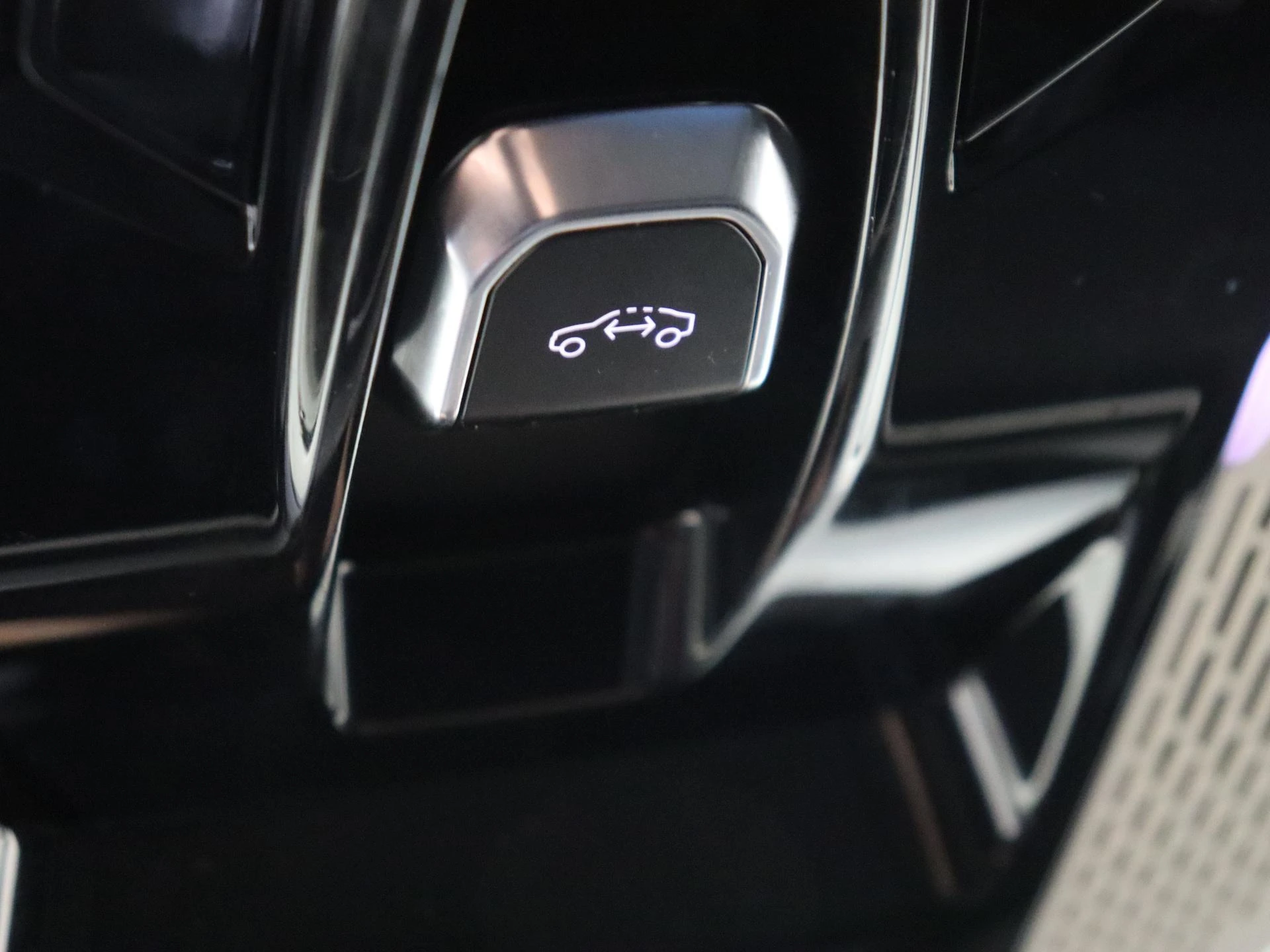 Lynk & Co-01-image-24