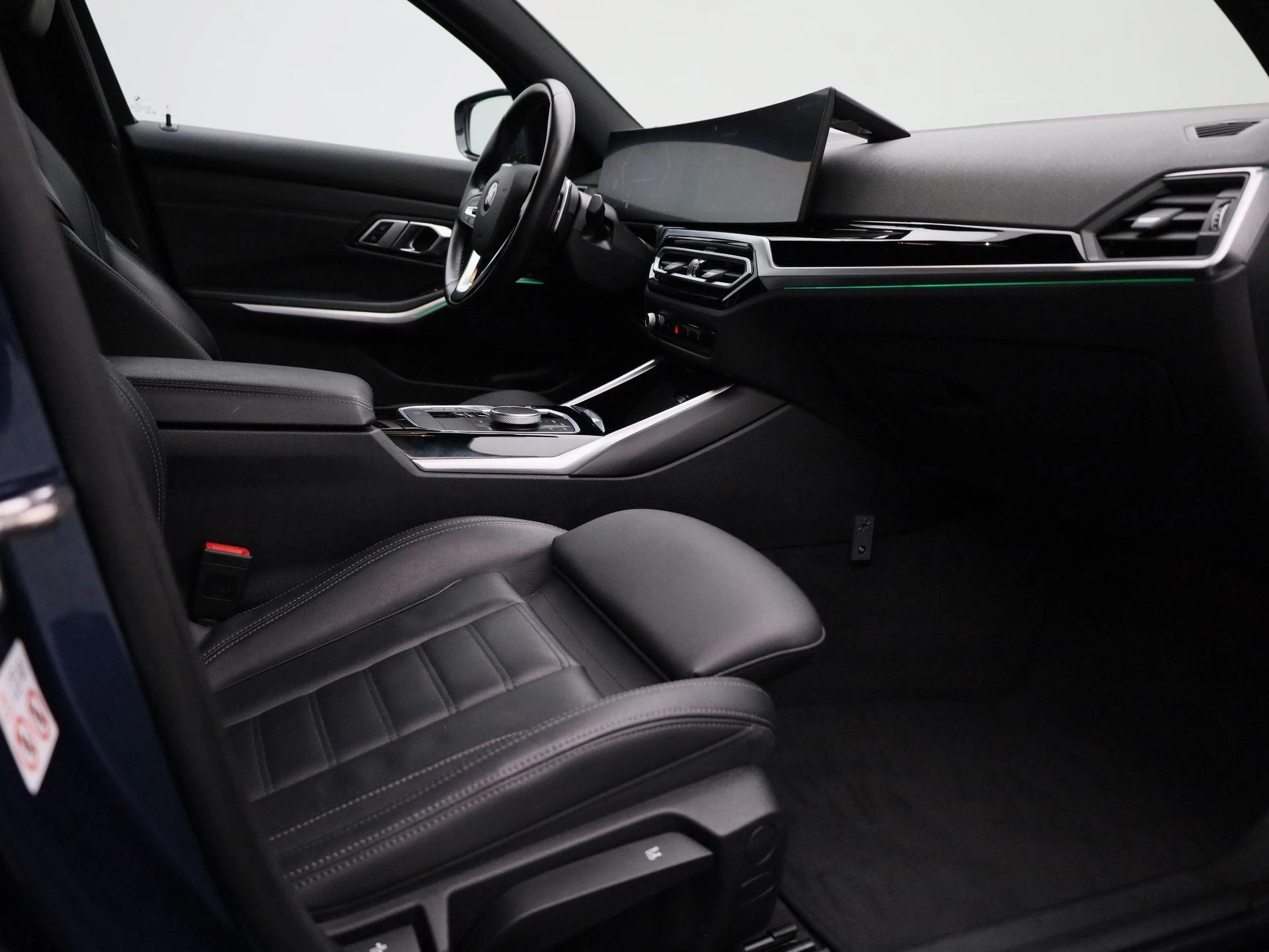 BMW-3 Serie-image-40