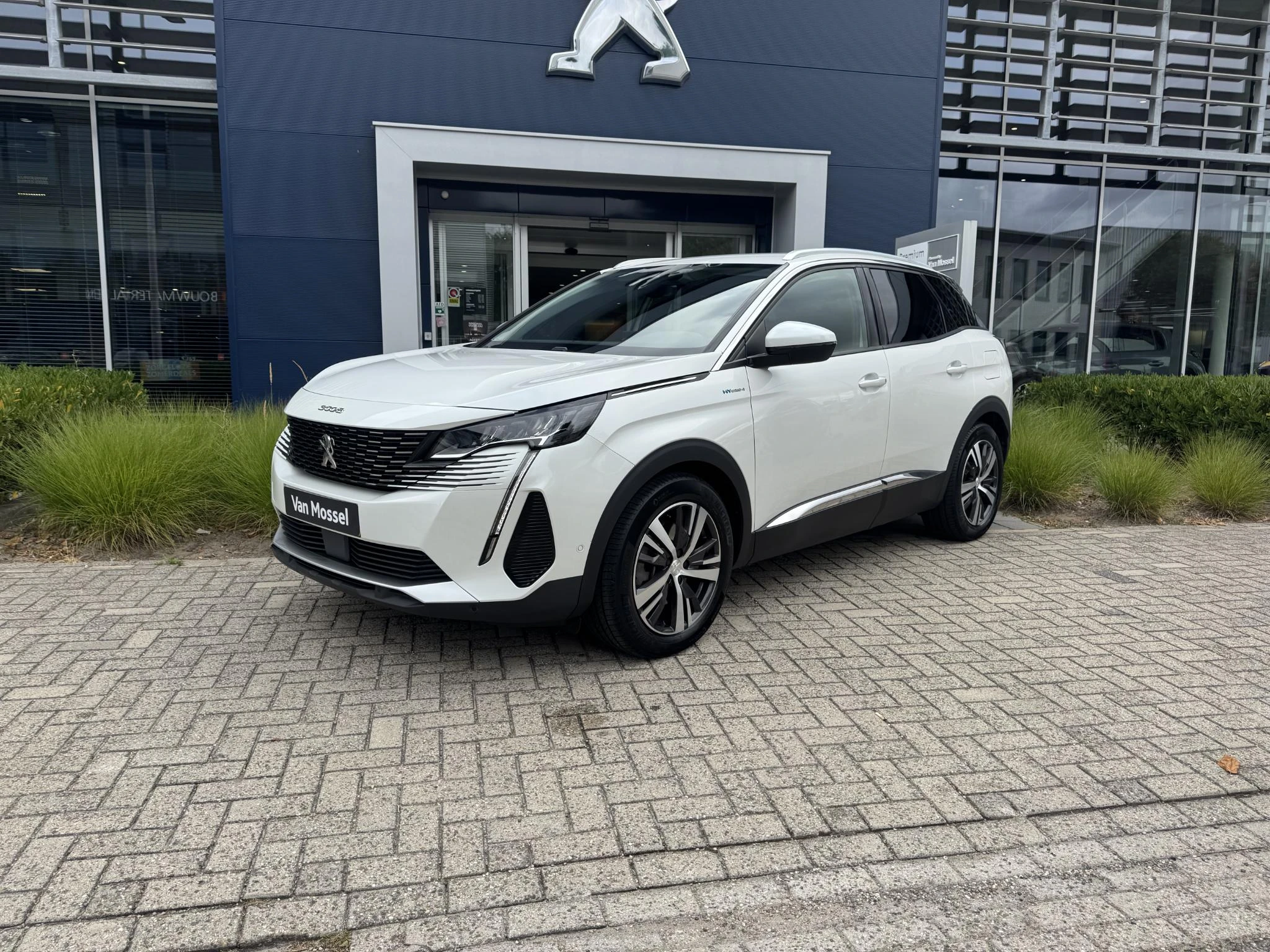 Peugeot-3008-image-2
