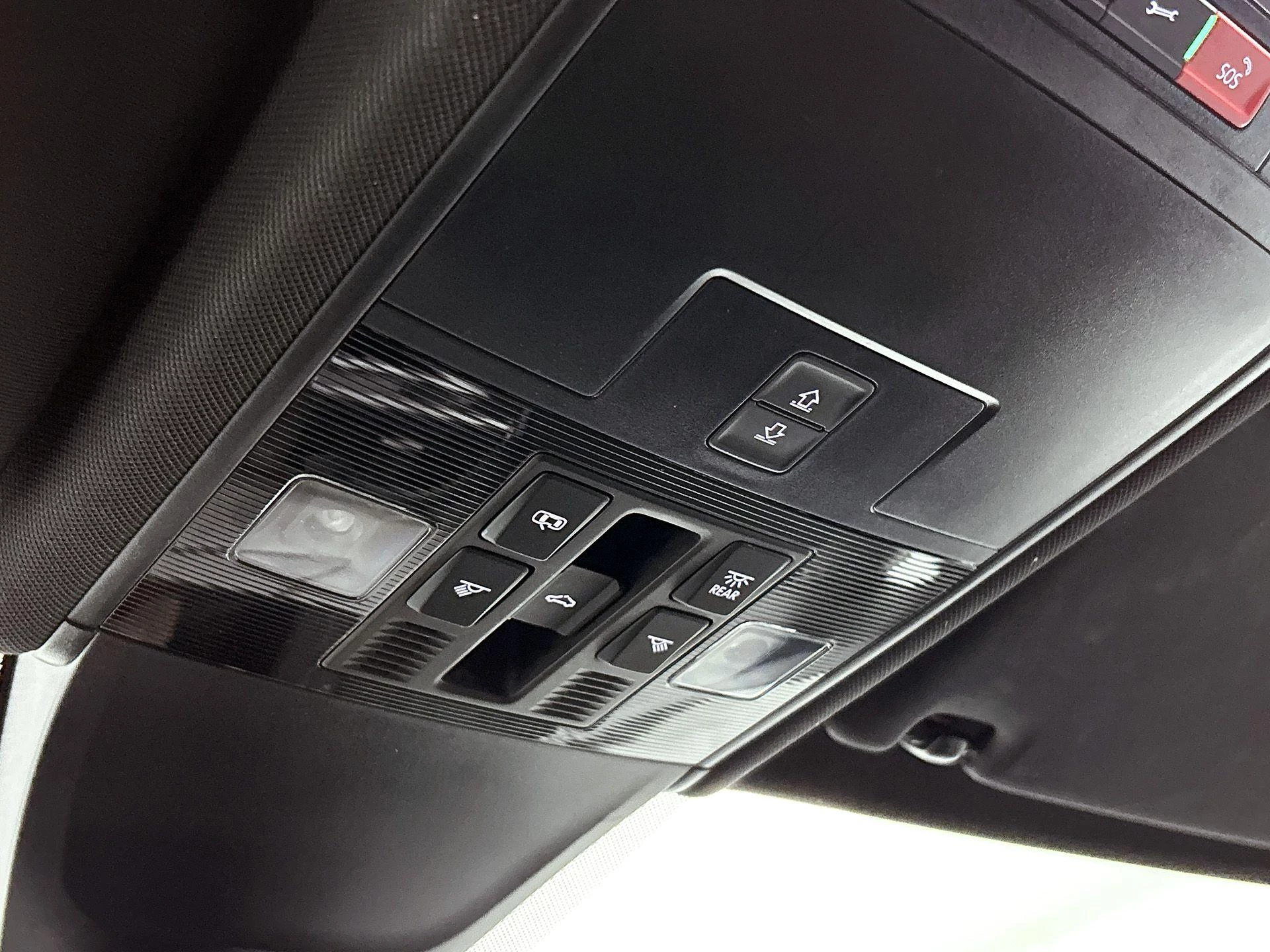 Volkswagen-Tiguan Allspace-image-13