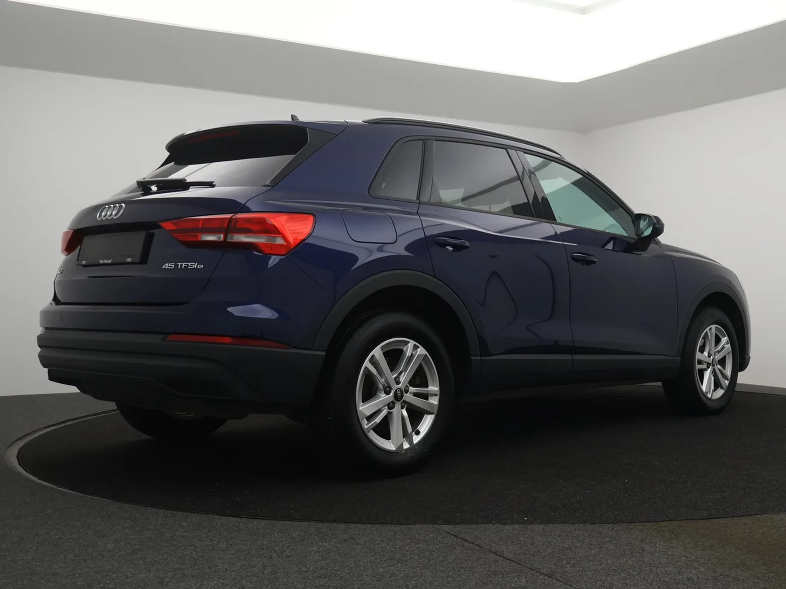 Audi Q3 PHEV Audi Q3 PHEV Attraction 45TFSIe 245PK *AUTOMAAT*SHADOW LOOK*CAMERA*PDC*CRUISE*NAVI*APP-CONNECT*...*