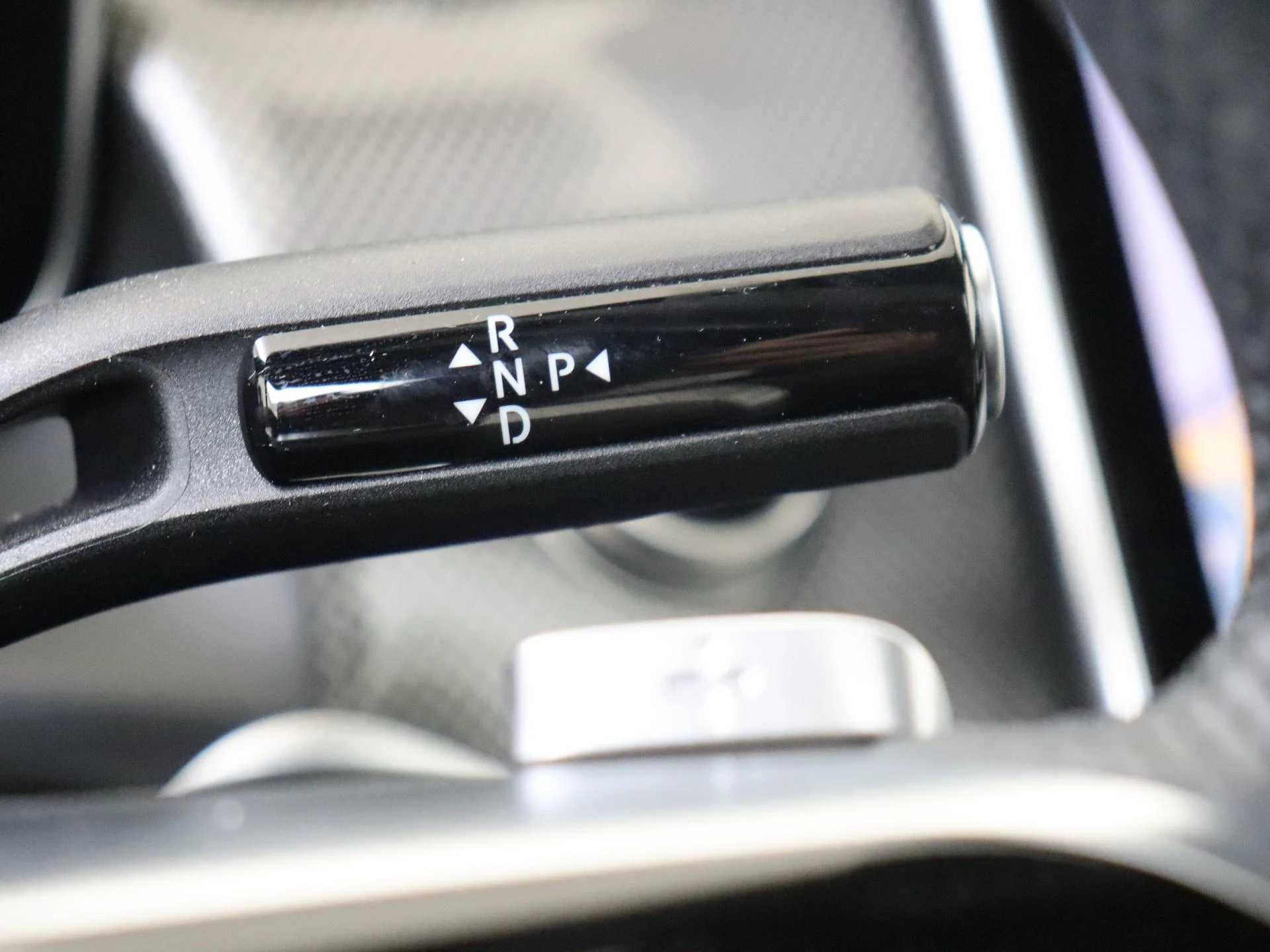 Mercedes-Benz-GLC-image-14