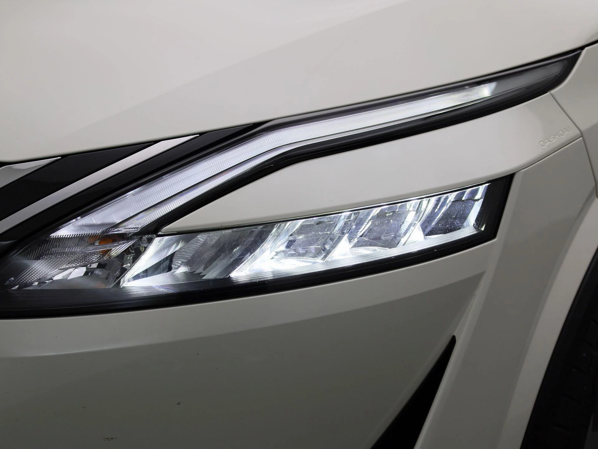 Nissan-QASHQAI-image-13