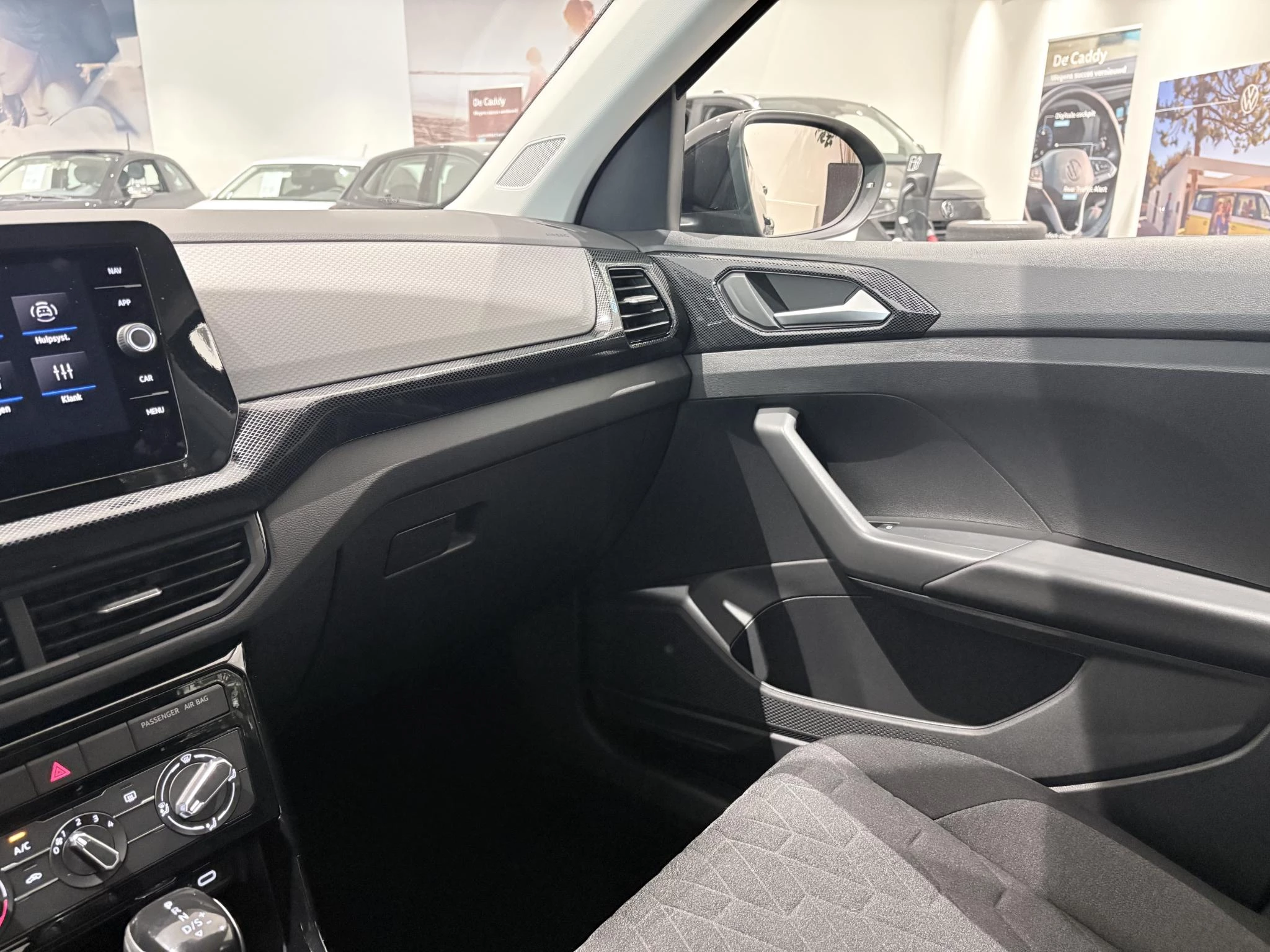 Volkswagen-T-Cross-image-26
