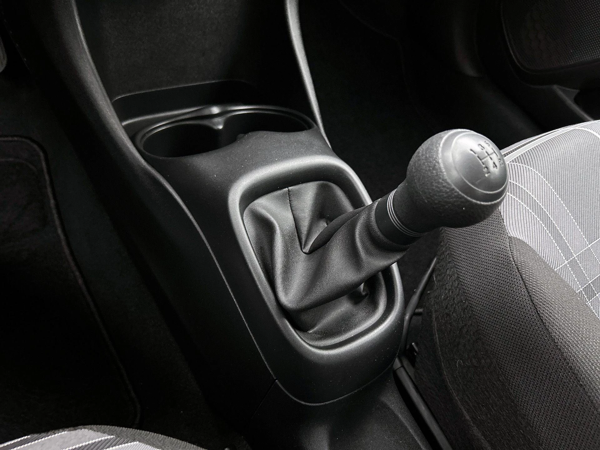 Peugeot-108-image-19