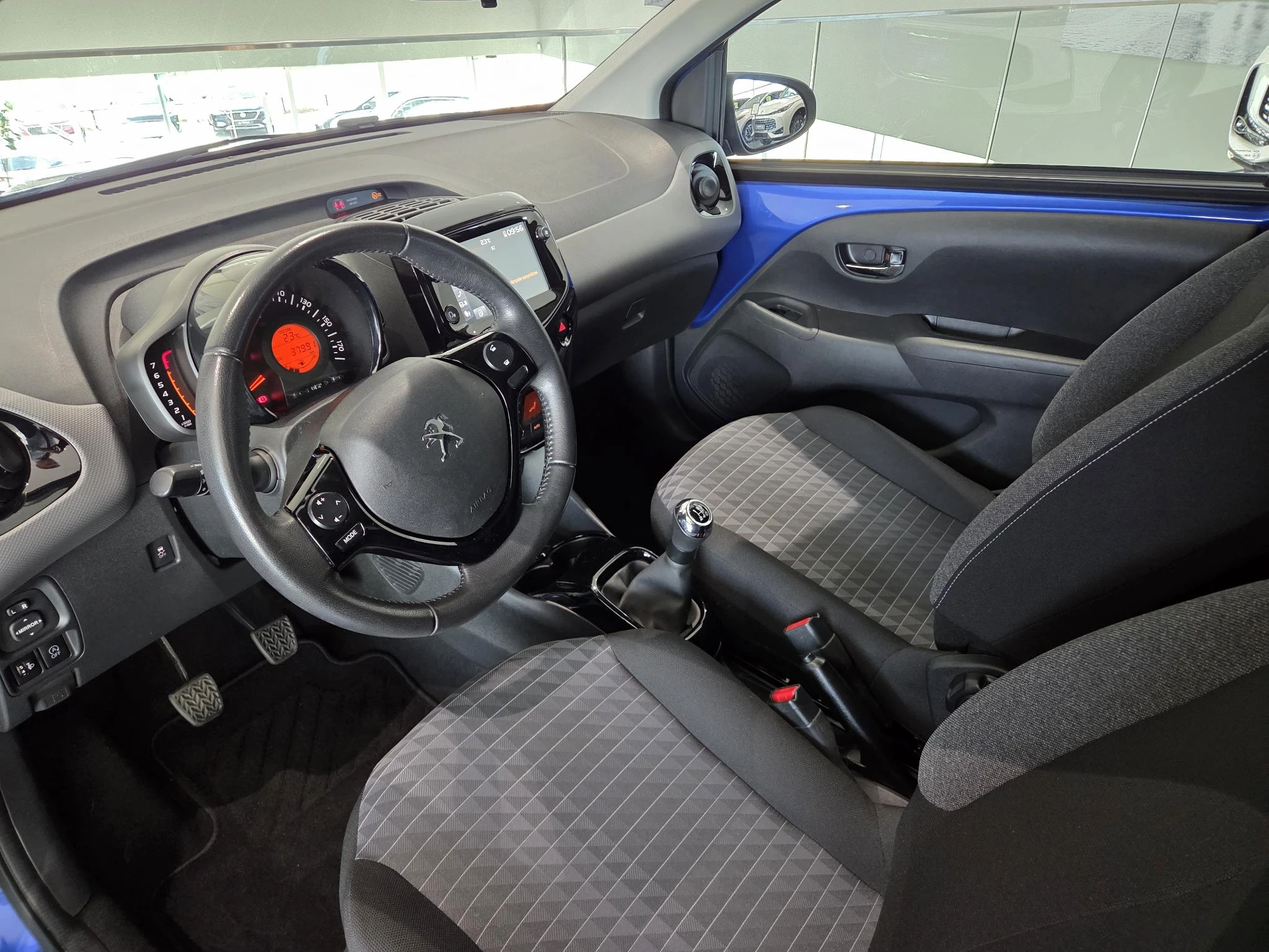 Peugeot-108-image-9