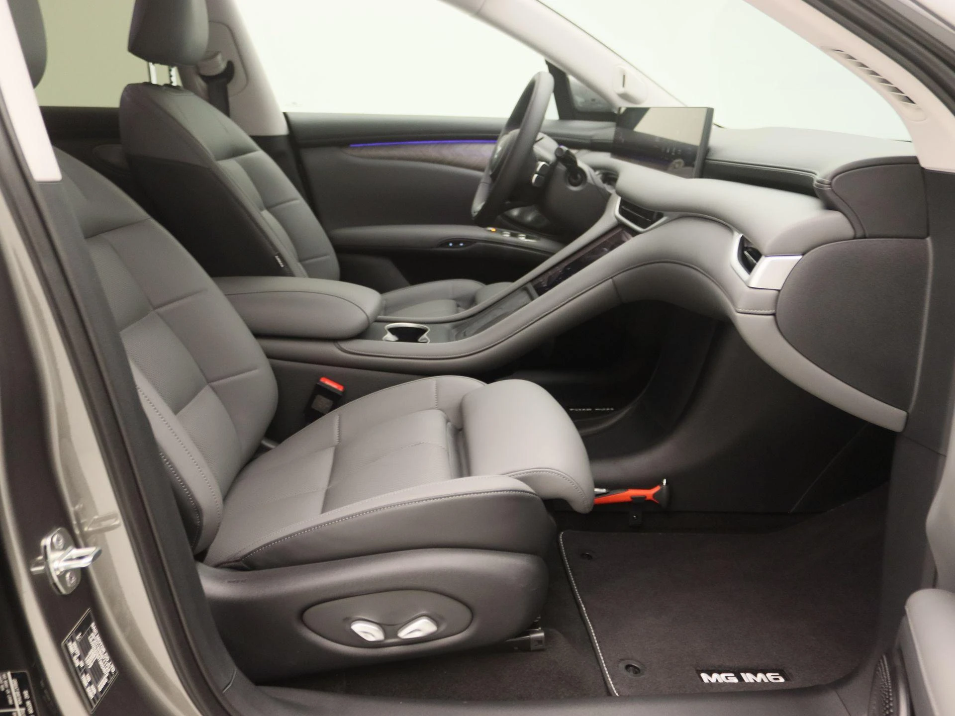 MG-MG IM6-image-24