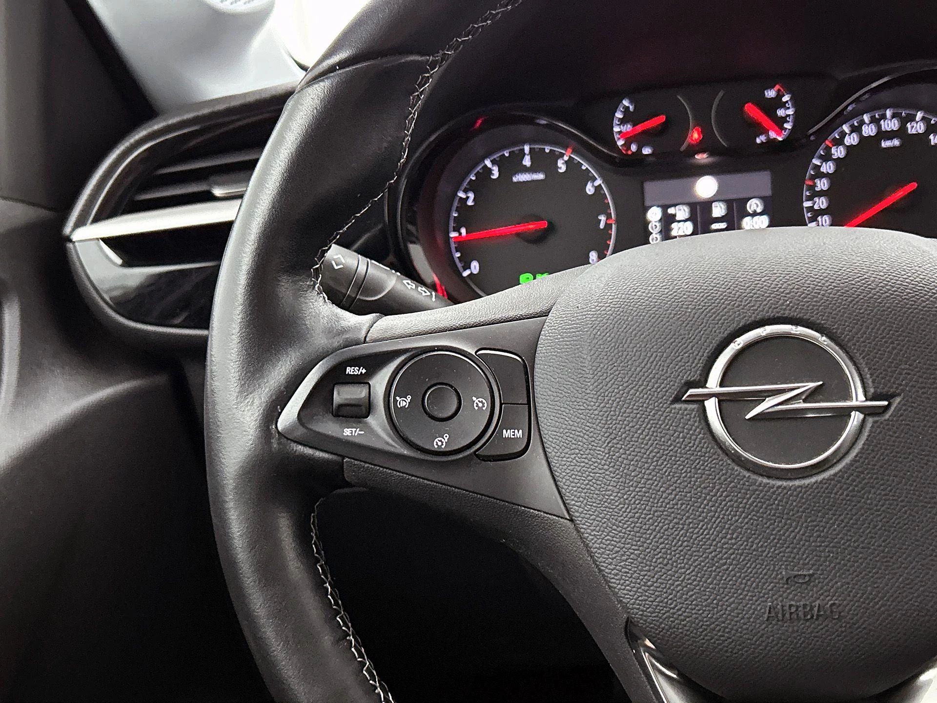 Opel-Corsa-image-9