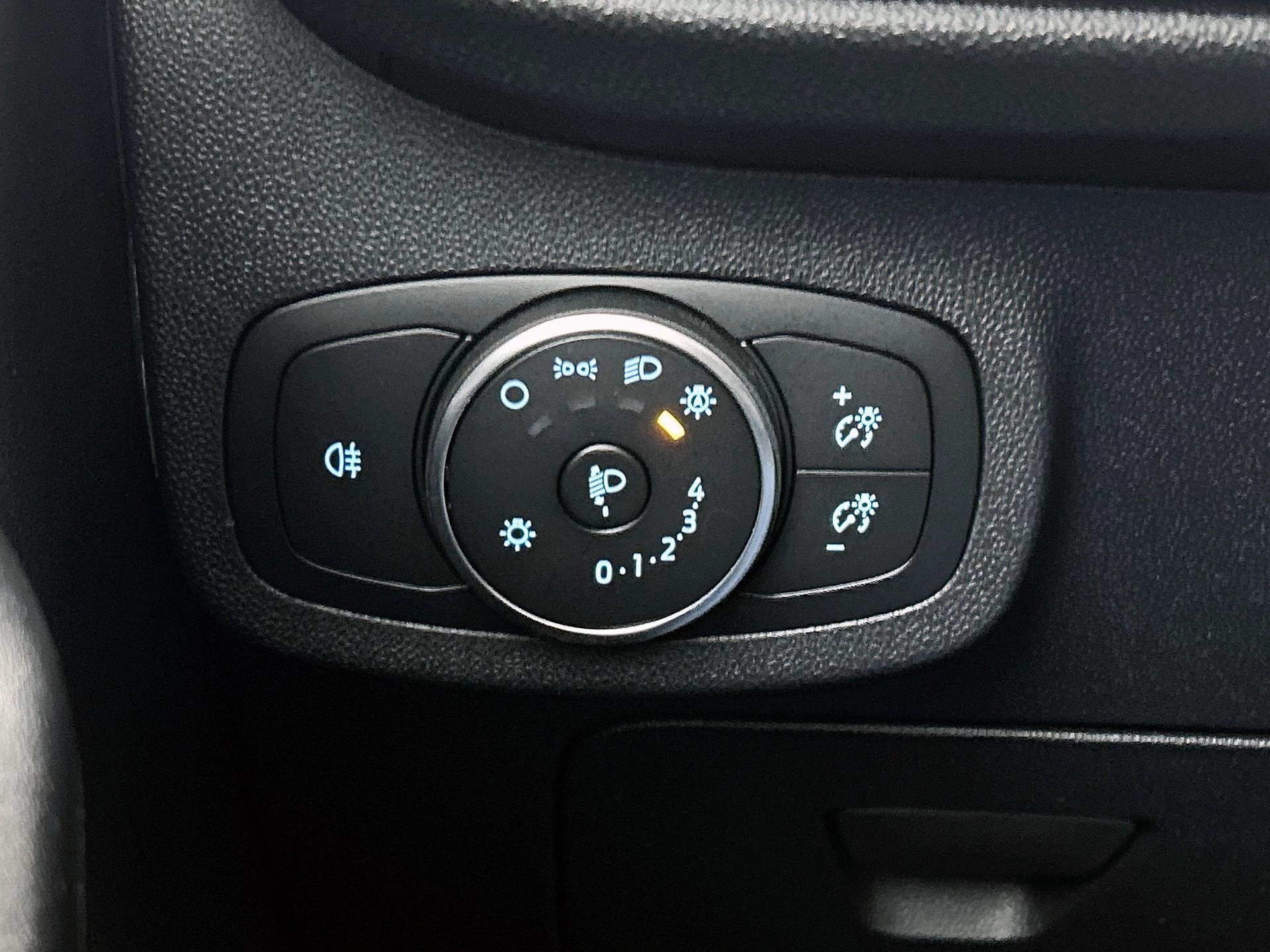 Ford-Fiesta-image-21