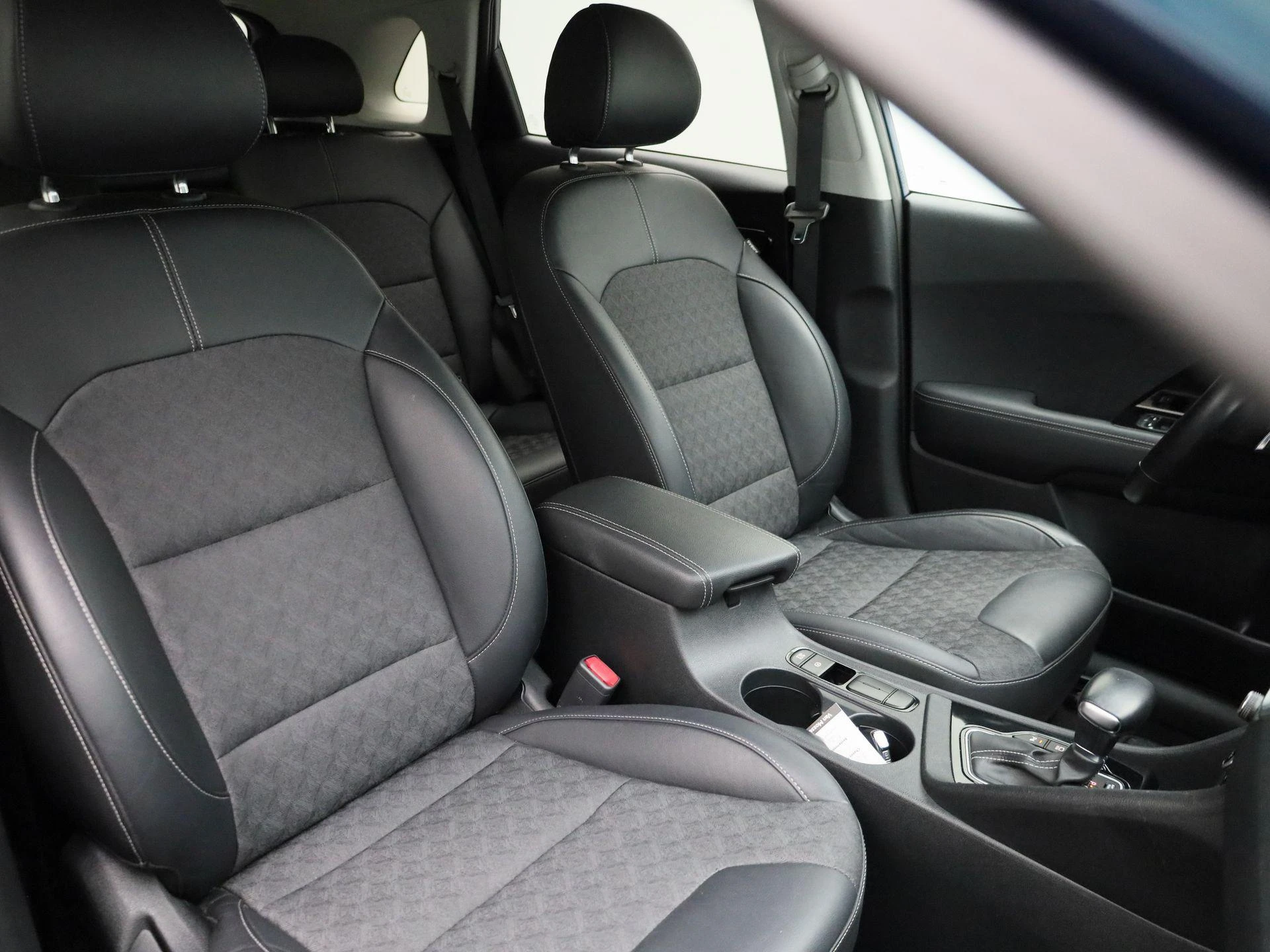 Kia-Niro-image-37