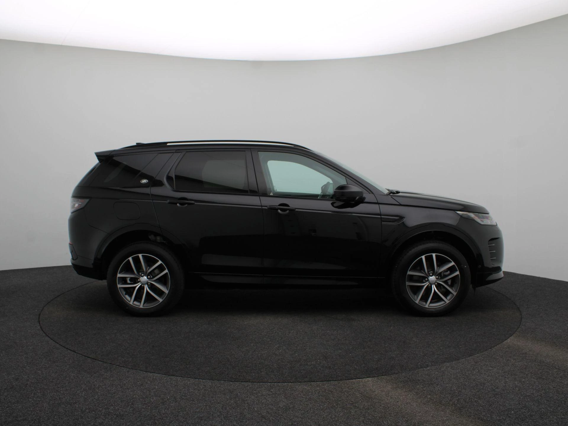 Land Rover-Discovery Sport-image-5