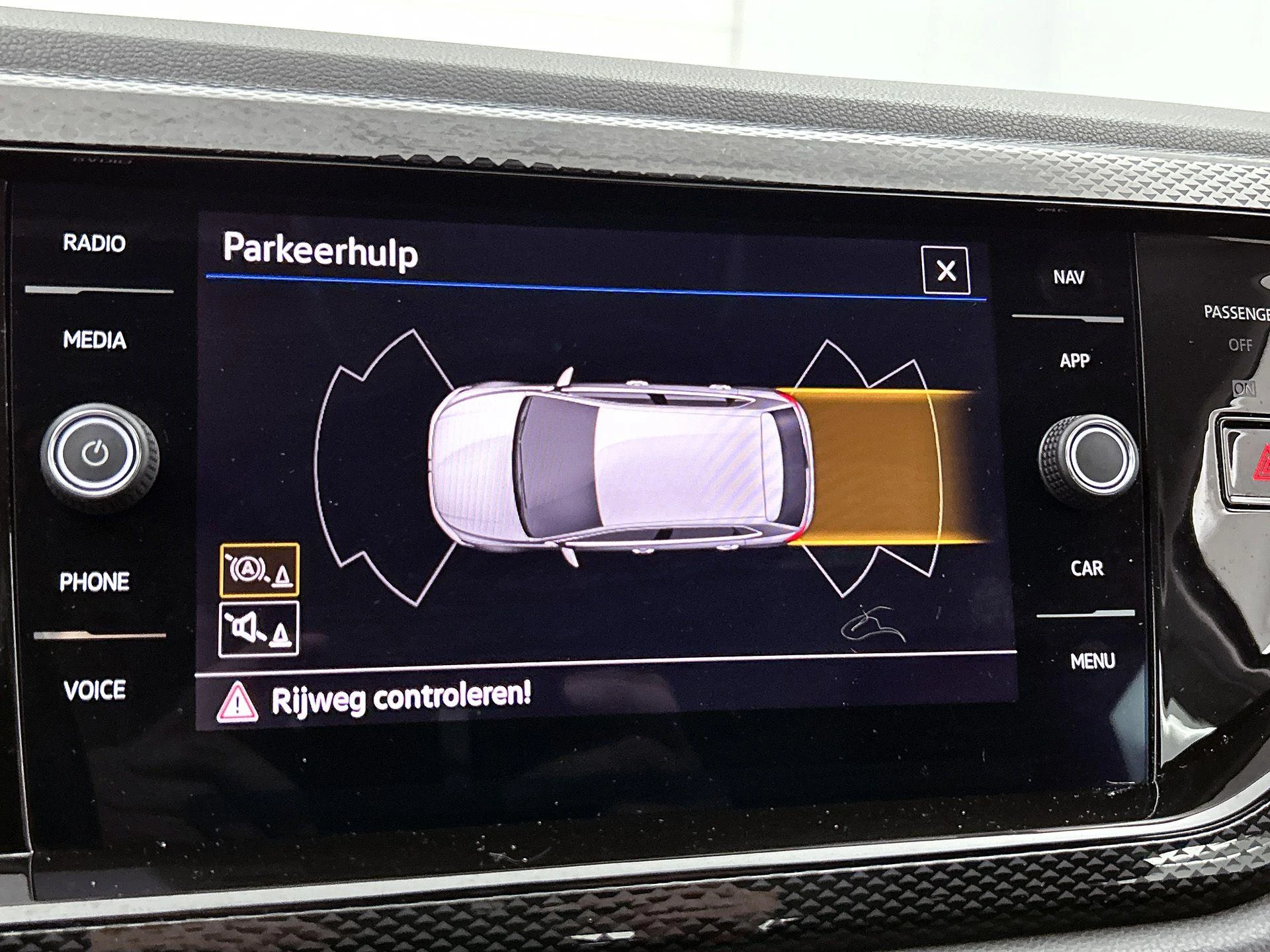 Volkswagen-Polo-image-14