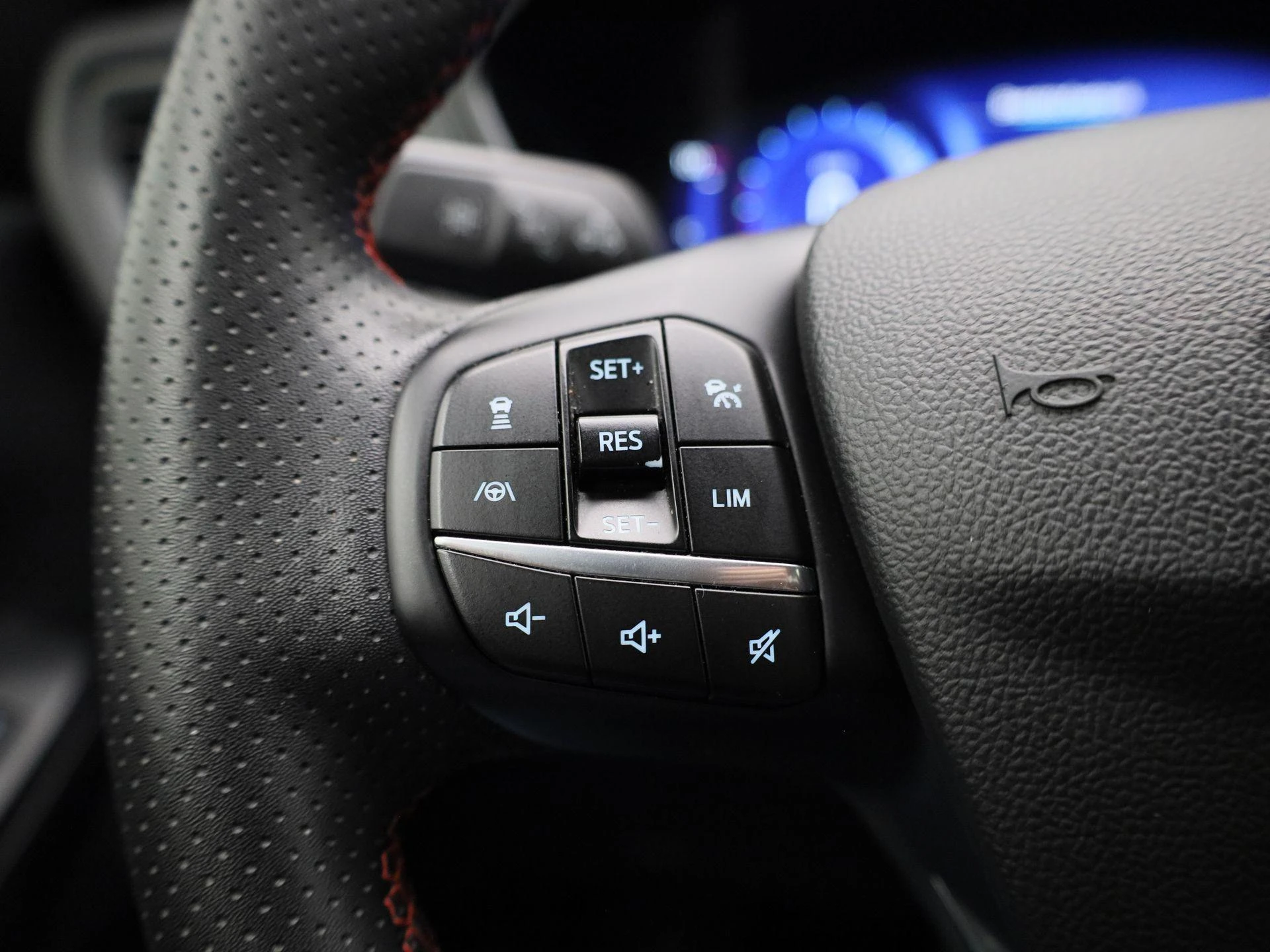 Ford-Kuga-image-21