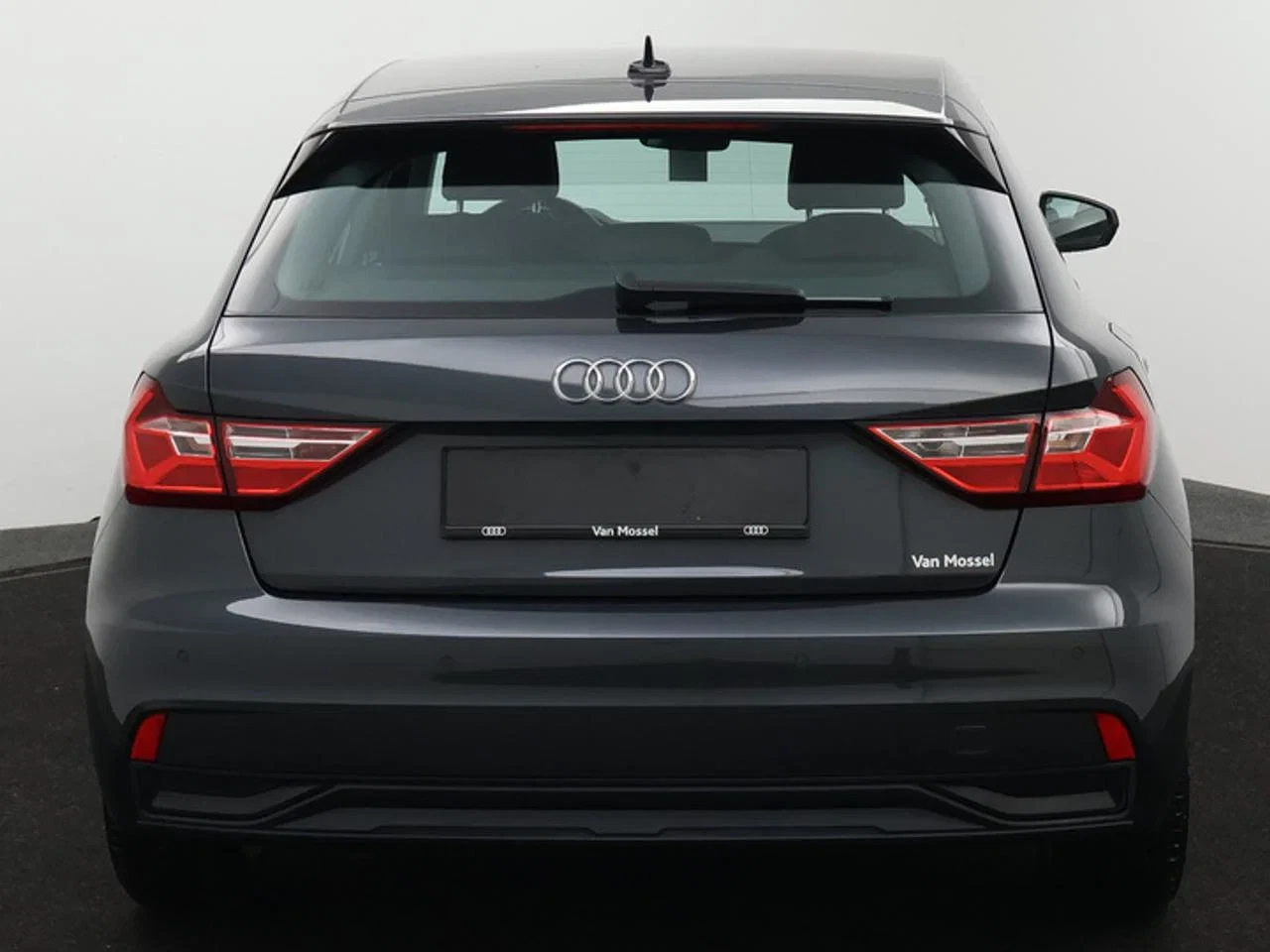 Audi-A1 Sportback-image-5