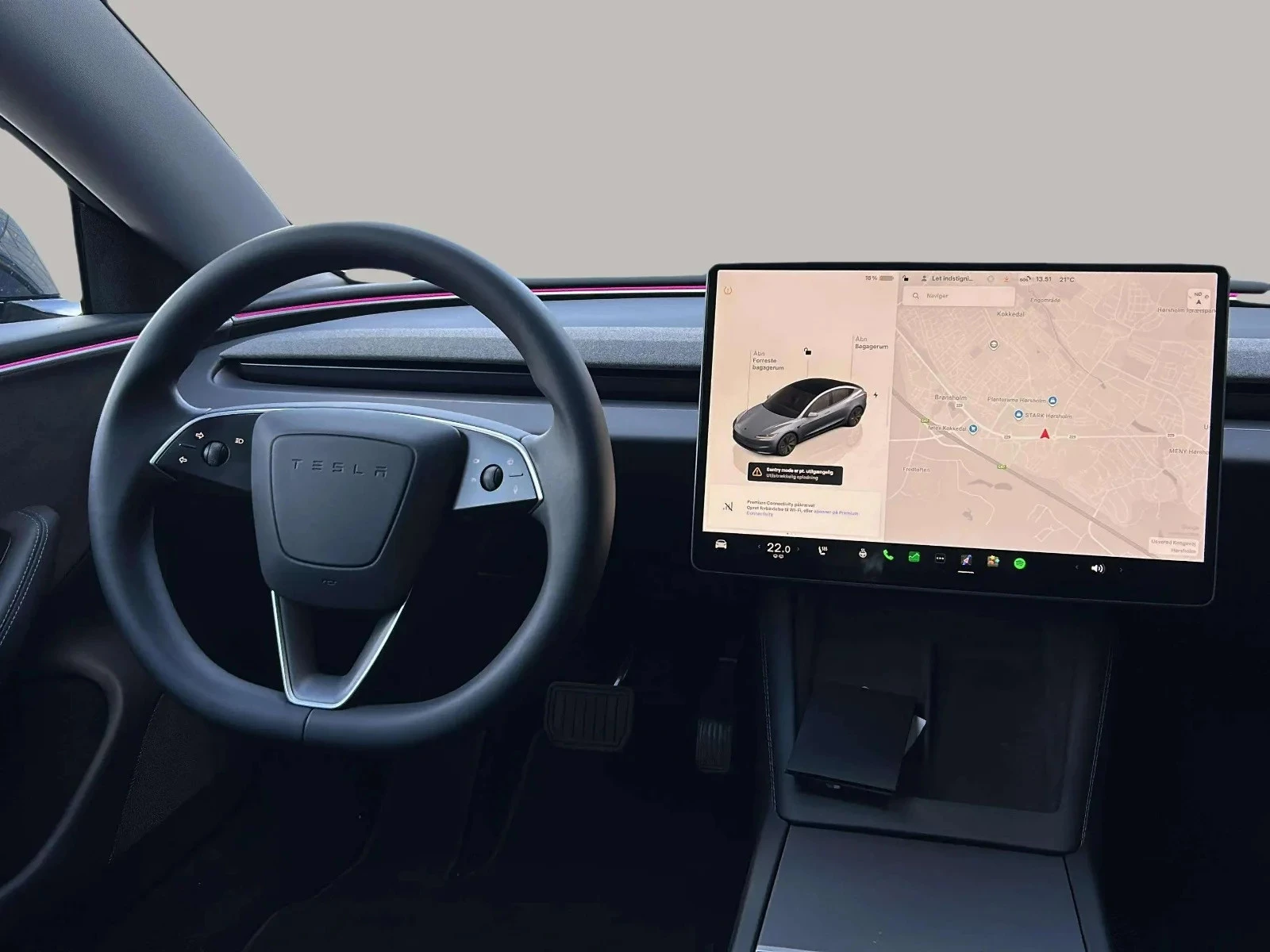 Tesla-Model 3-image-11