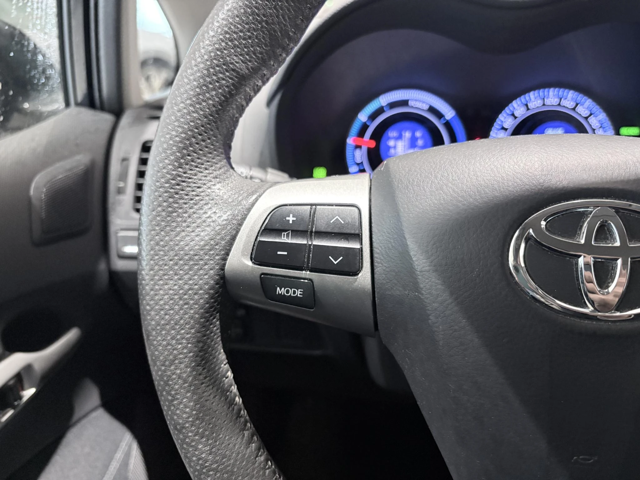 Toyota-Auris-image-15