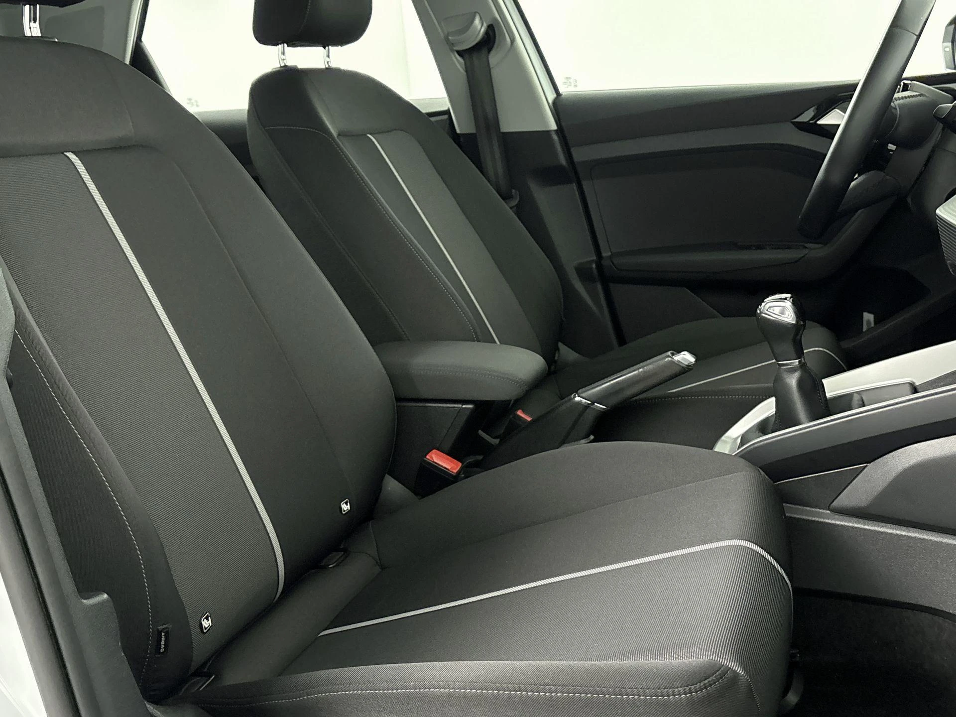 Audi-A1 Sportback-image-7
