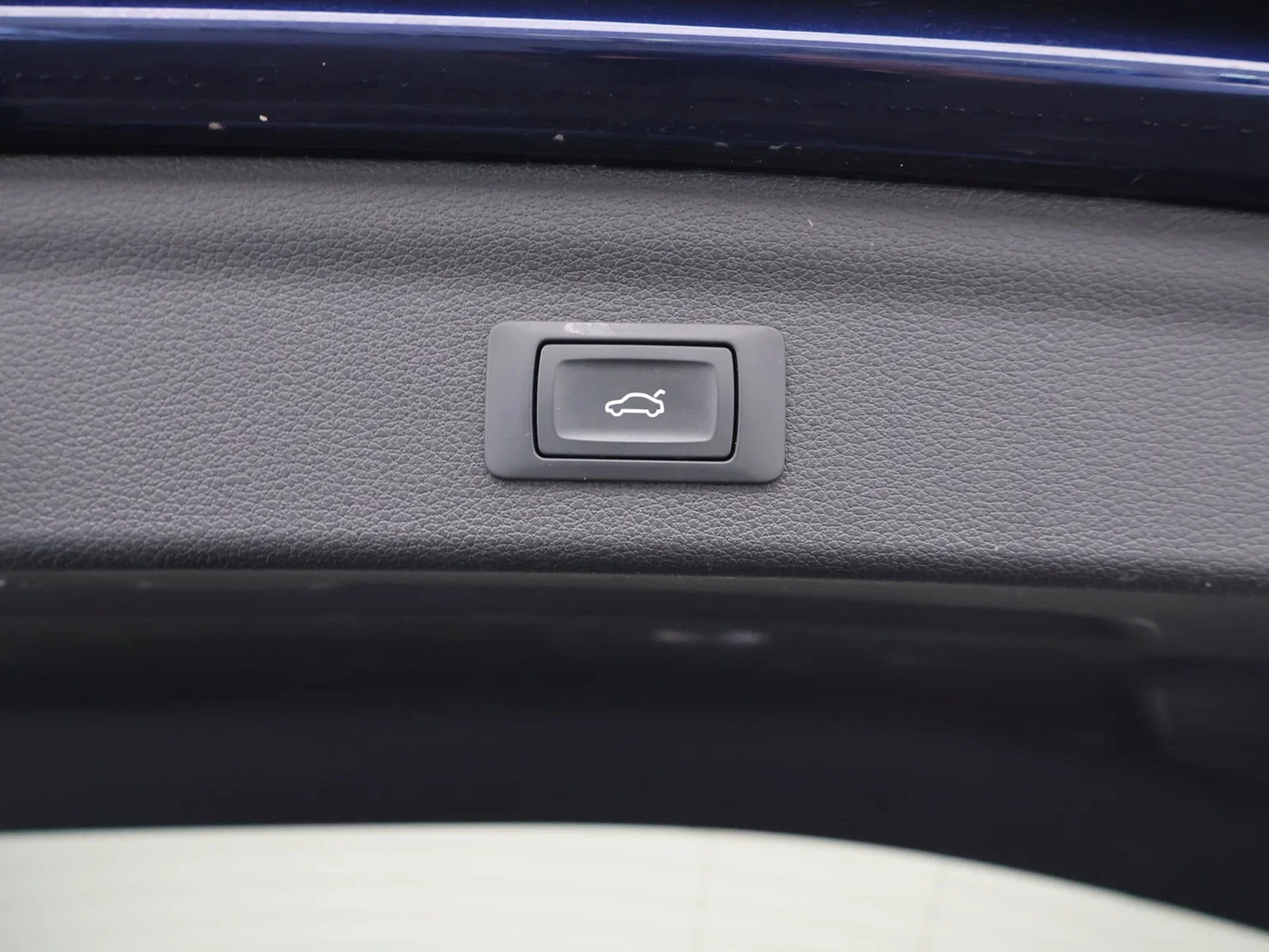 Audi Q3 PHEV Audi Q3 PHEV Attraction 45TFSIe 245PK *AUTOMAAT*SHADOW LOOK*CAMERA*PDC*CRUISE*NAVI*APP-CONNECT*...*