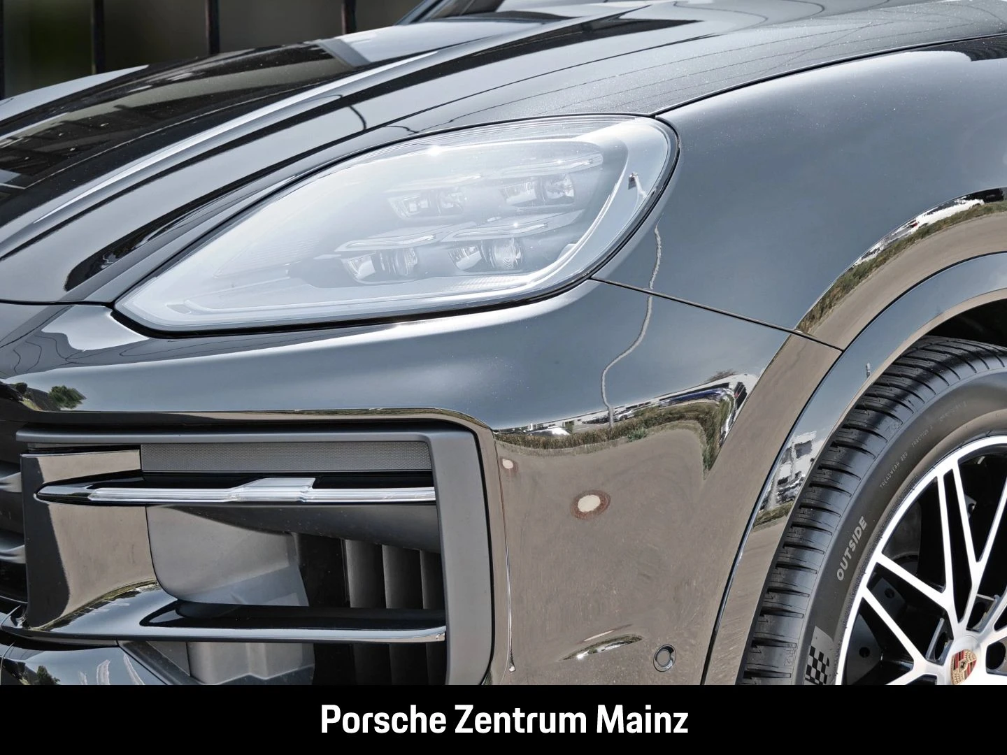 Porsche-Cayenne-image-9