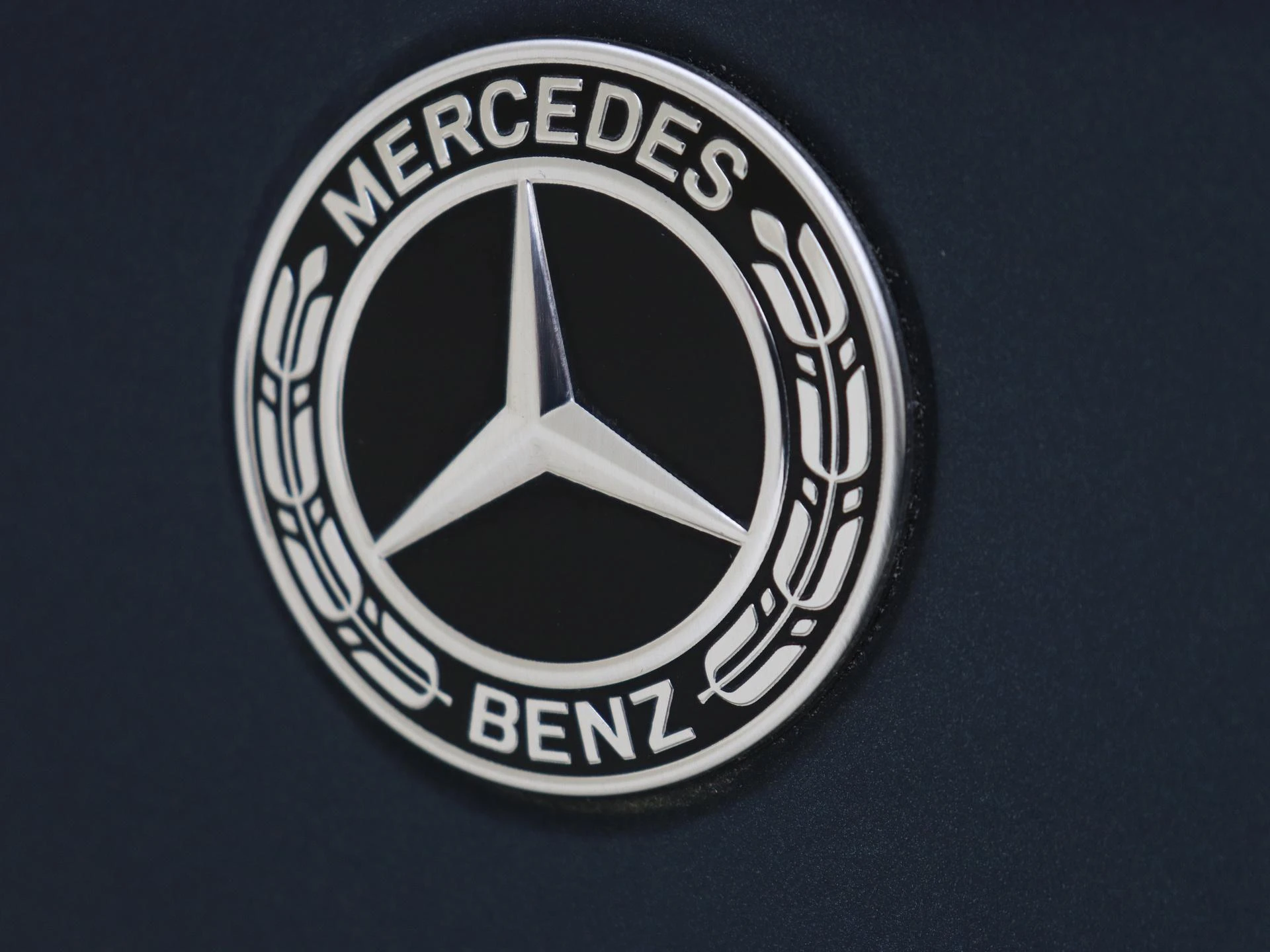 Mercedes-Benz-CLA-image-30