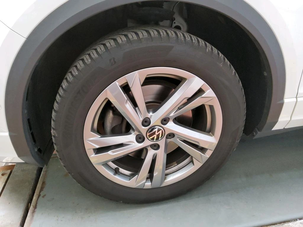 Volkswagen T-Roc 2.0 TDI DSG R-Line AHK, RFK, Navi., ACC, DC-Pro, 17"Alu.,