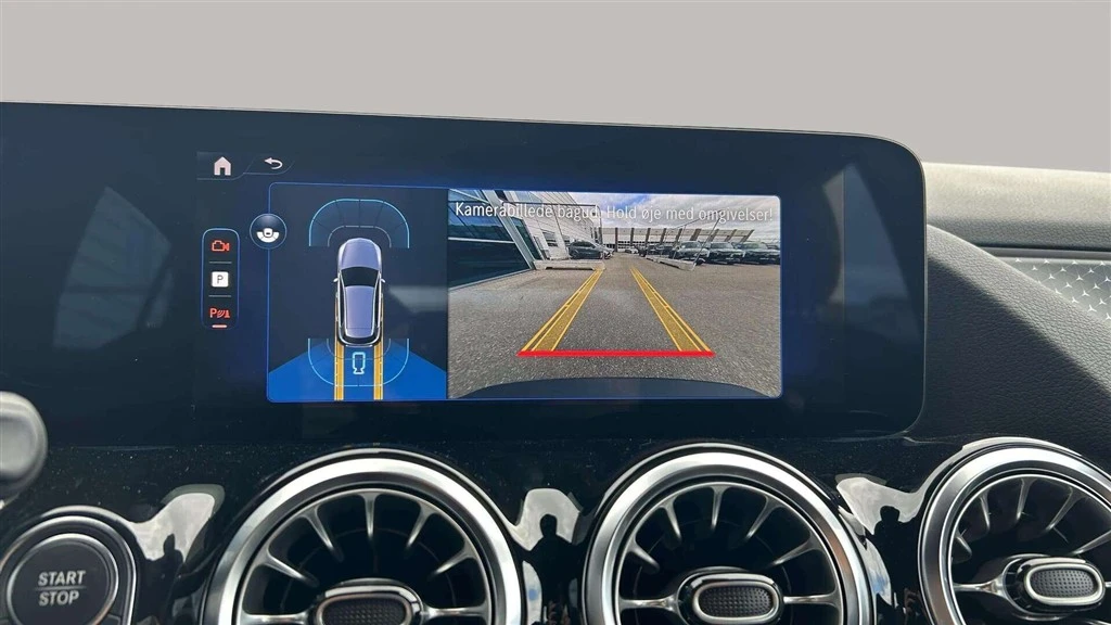 Mercedes-Benz-EQA-image-14