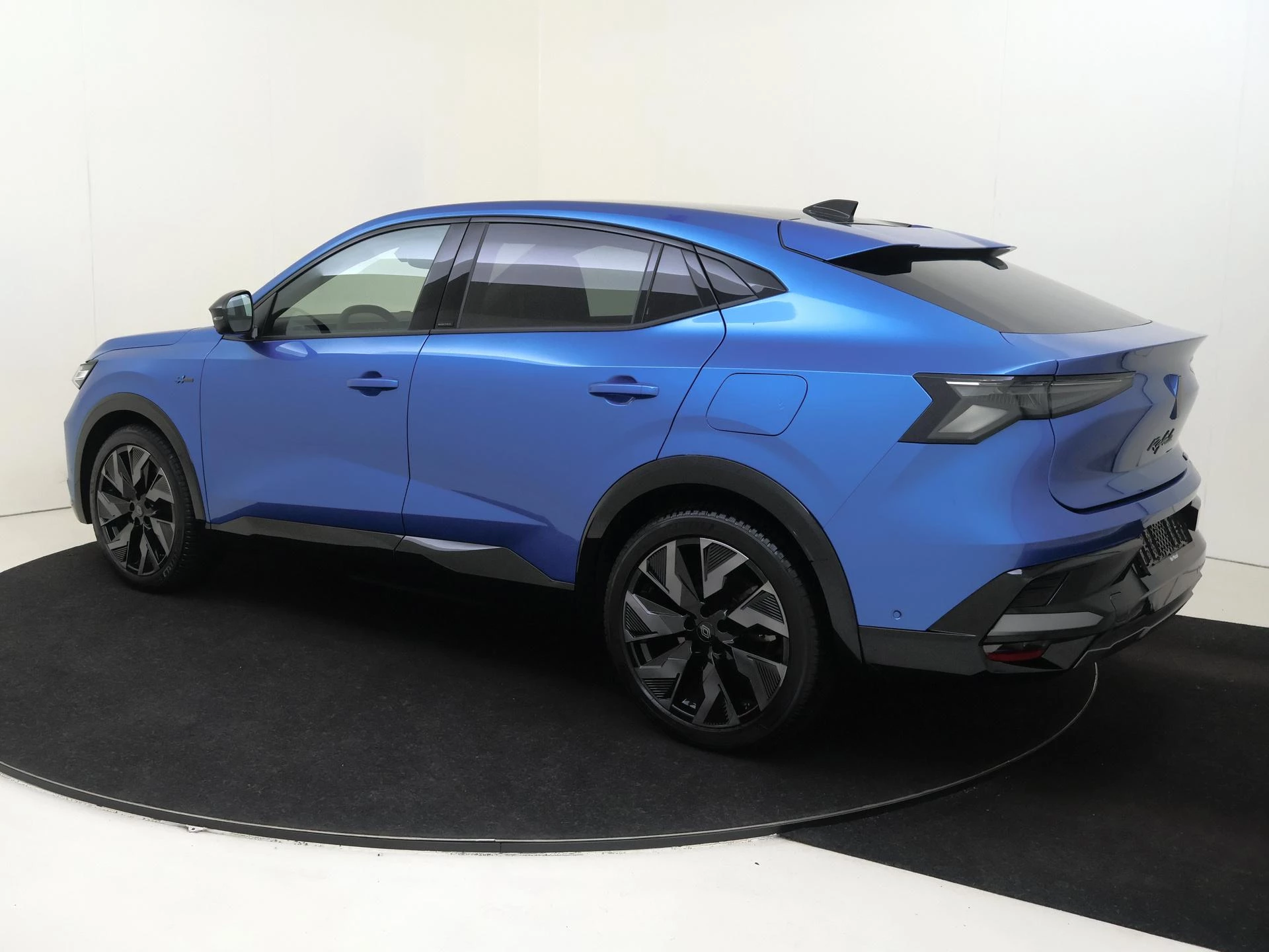 Renault-Rafale-image-2