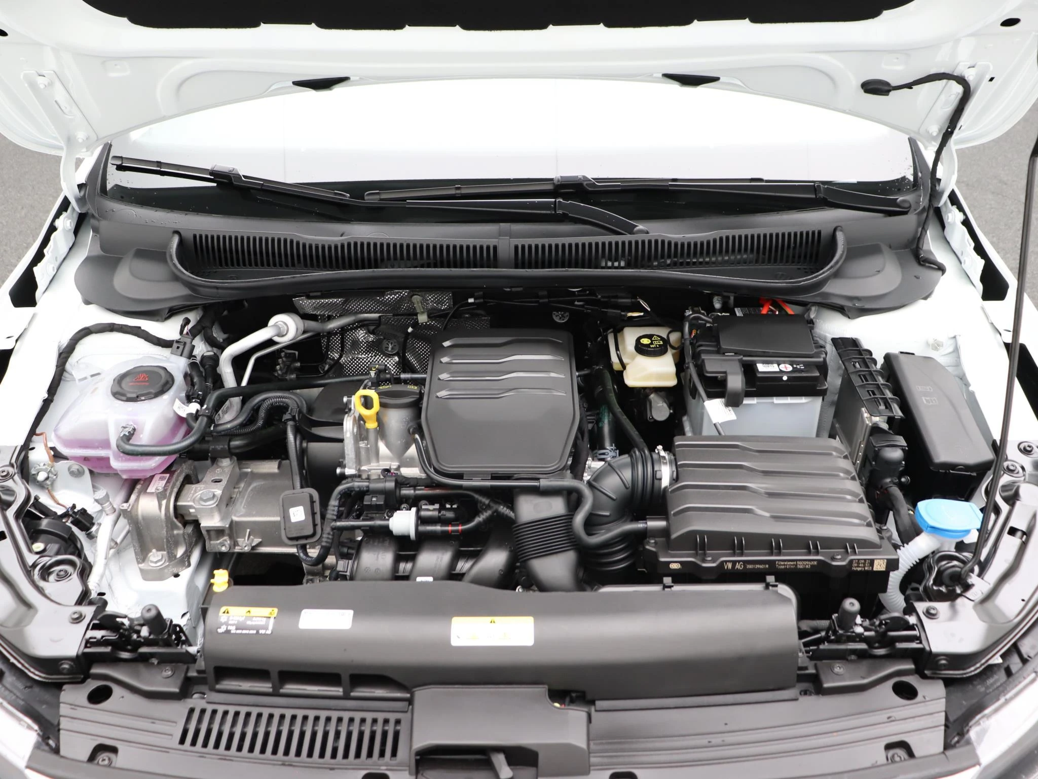 Volkswagen-Polo-image-25