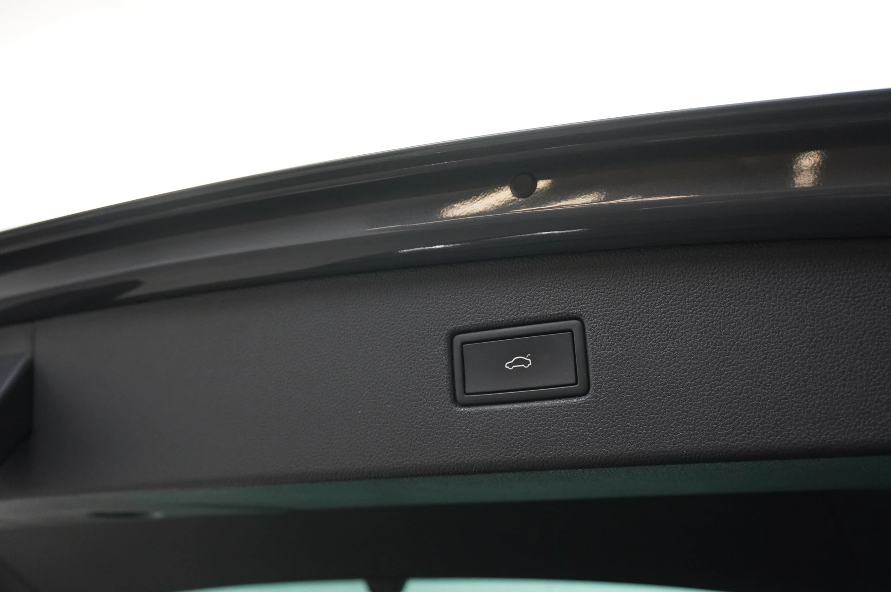 Volkswagen-Tiguan-image-15