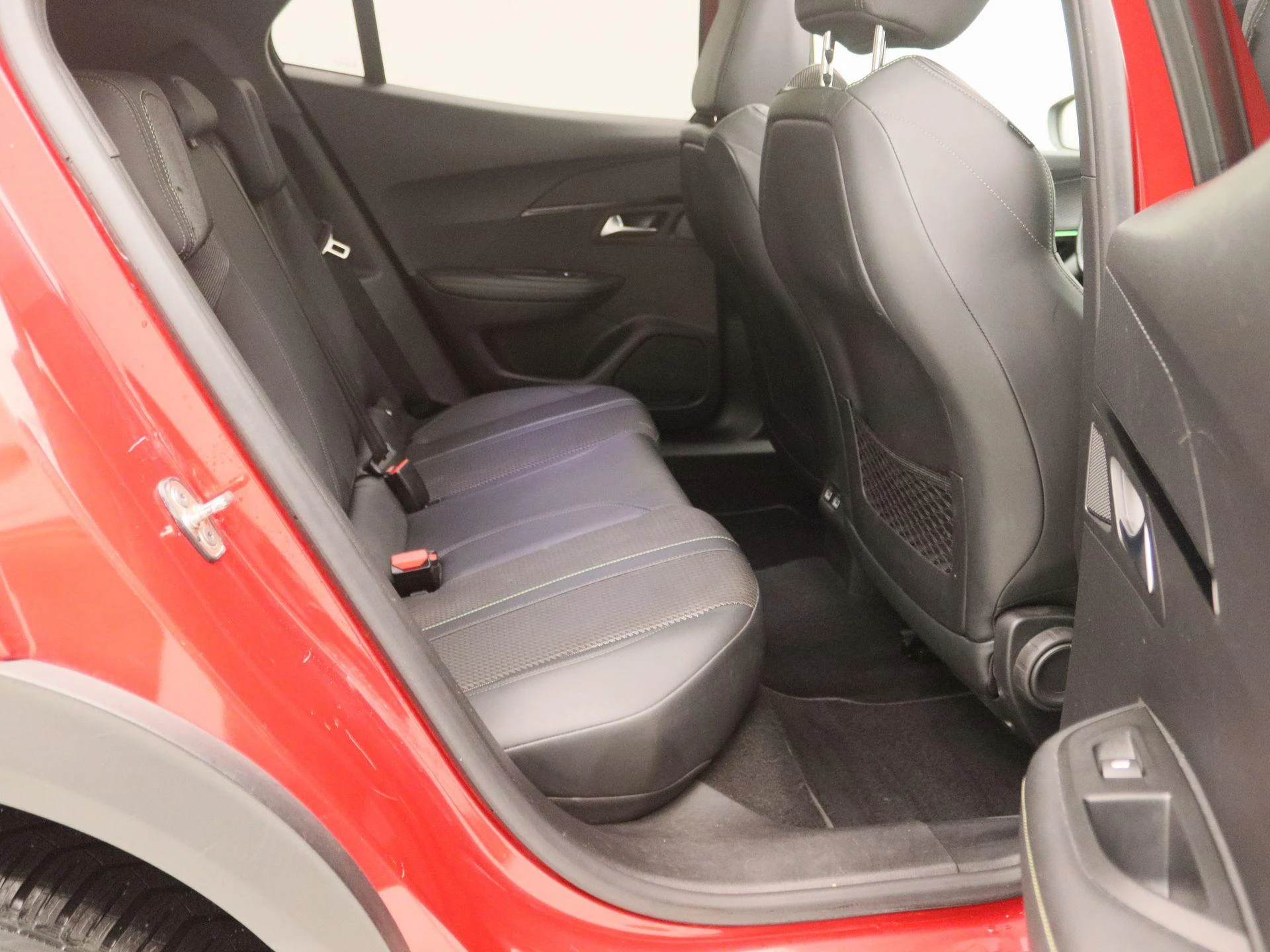 Peugeot-2008-image-24