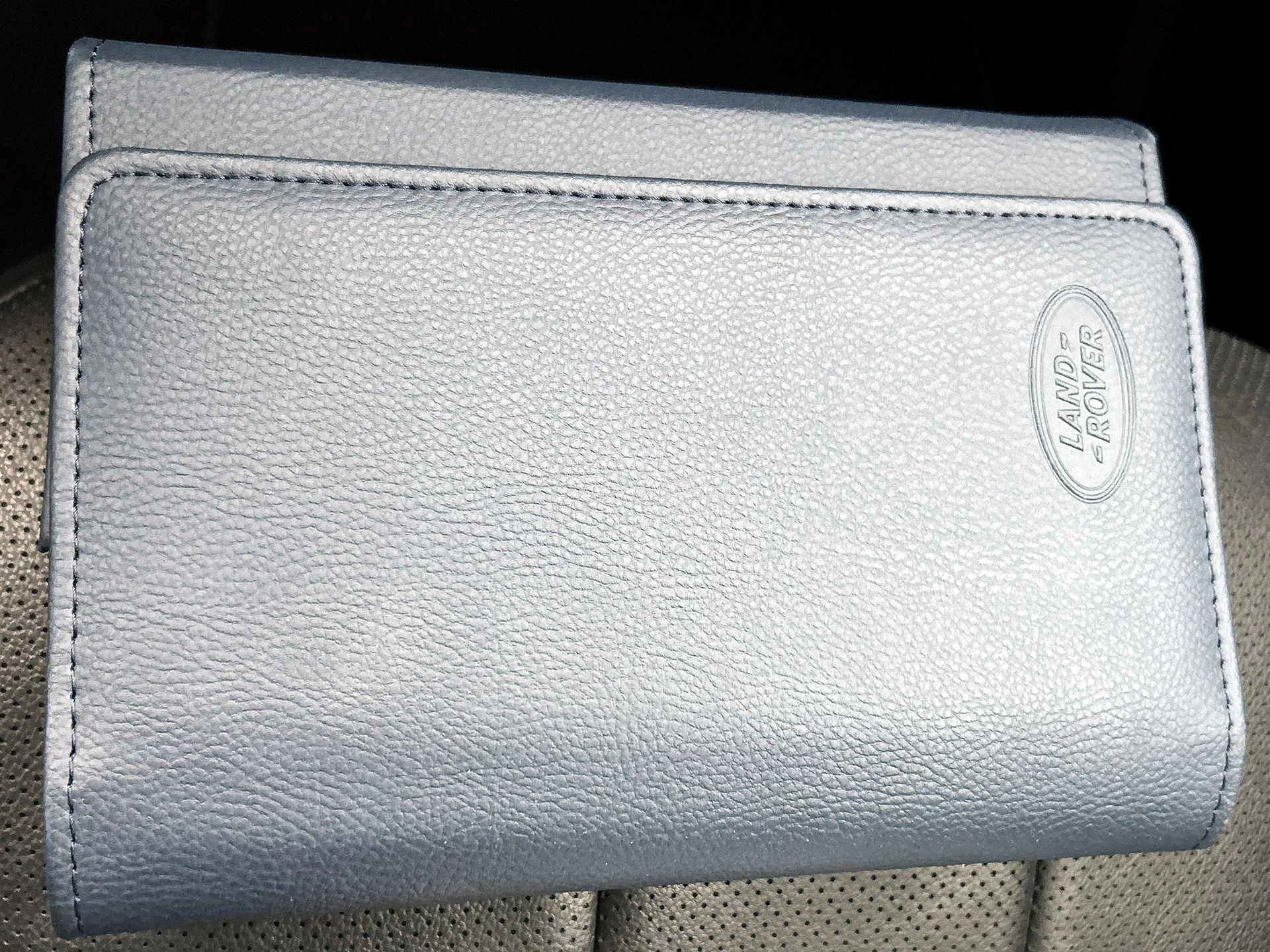Land Rover-Range Rover Evoque-image-26