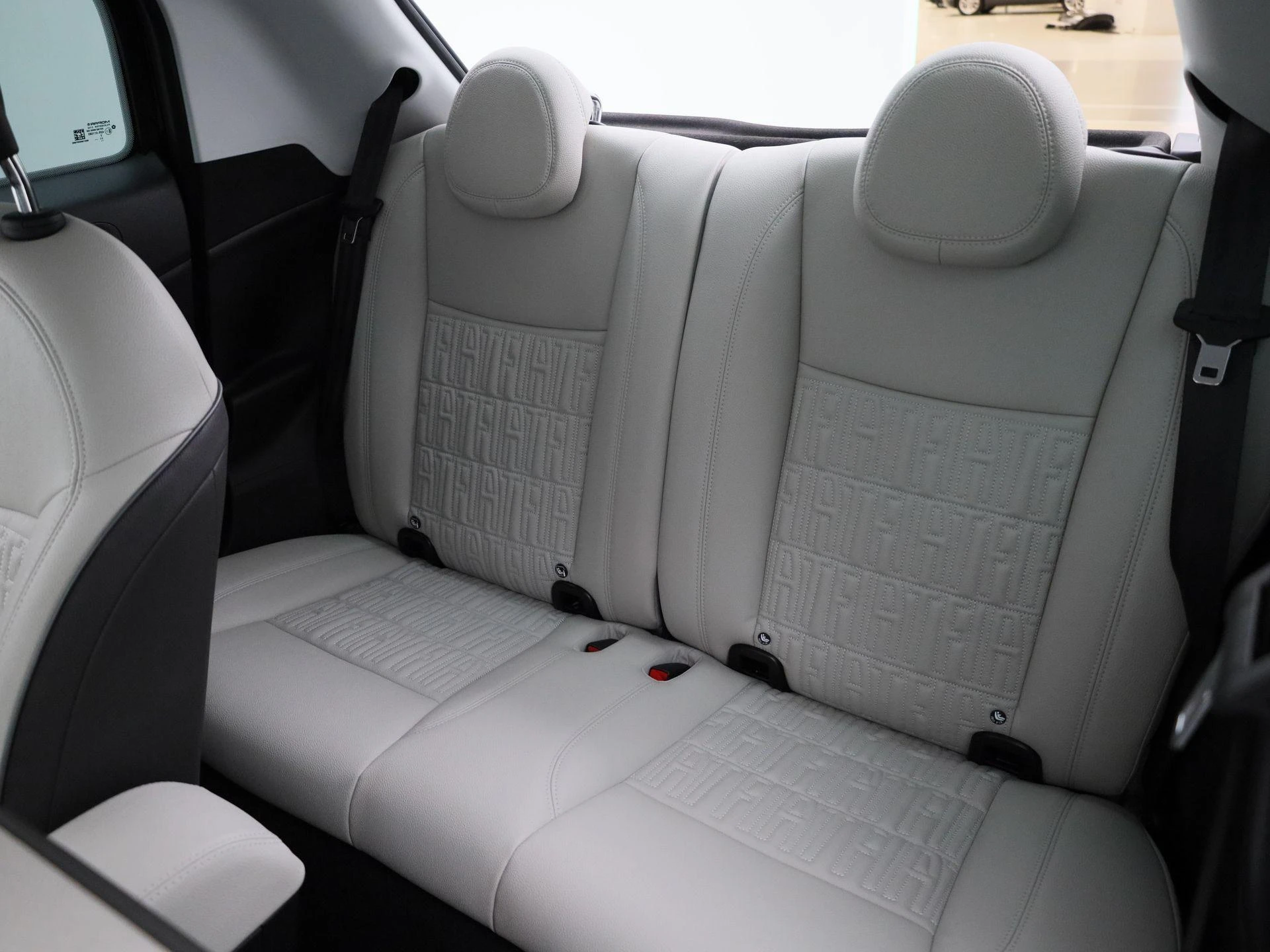 Fiat-500e-image-10