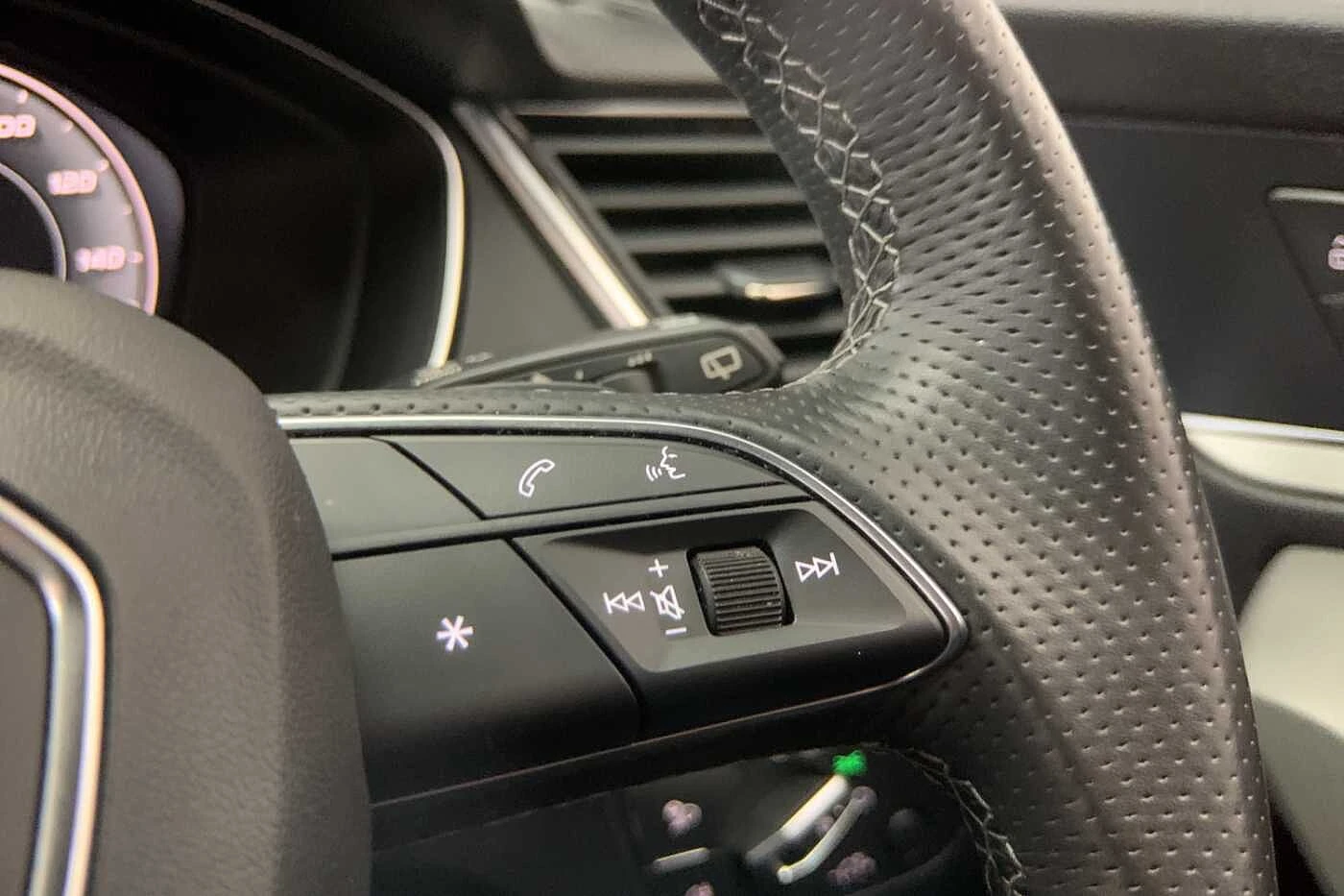 Audi-Q5-image-25