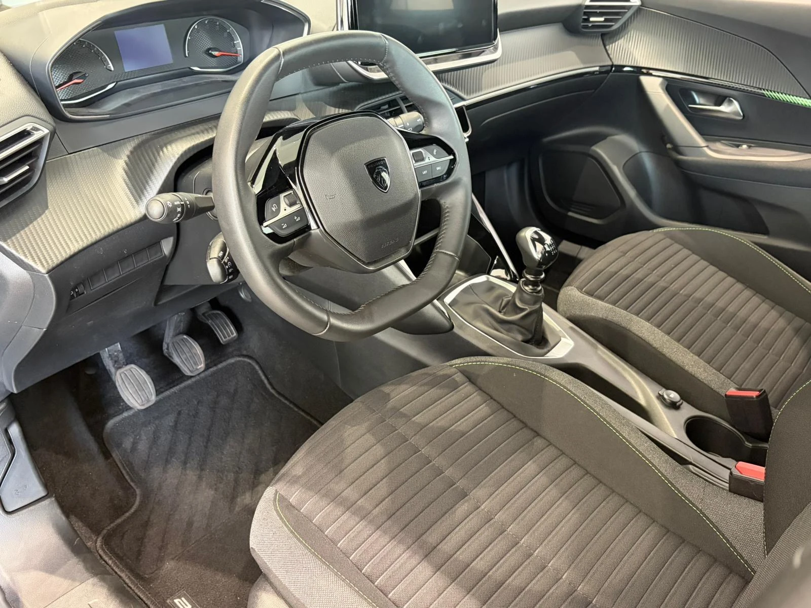 Peugeot-2008-image-9