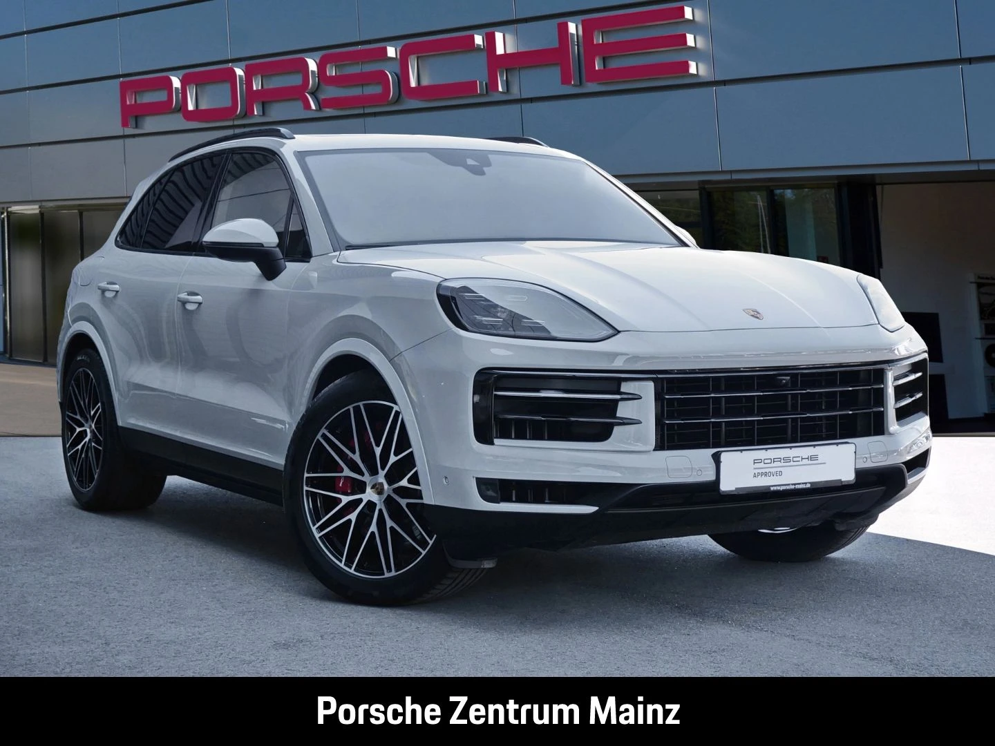 Porsche-Cayenne-image-1