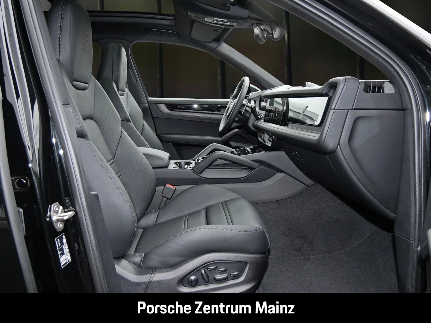 Porsche-Cayenne-image-19